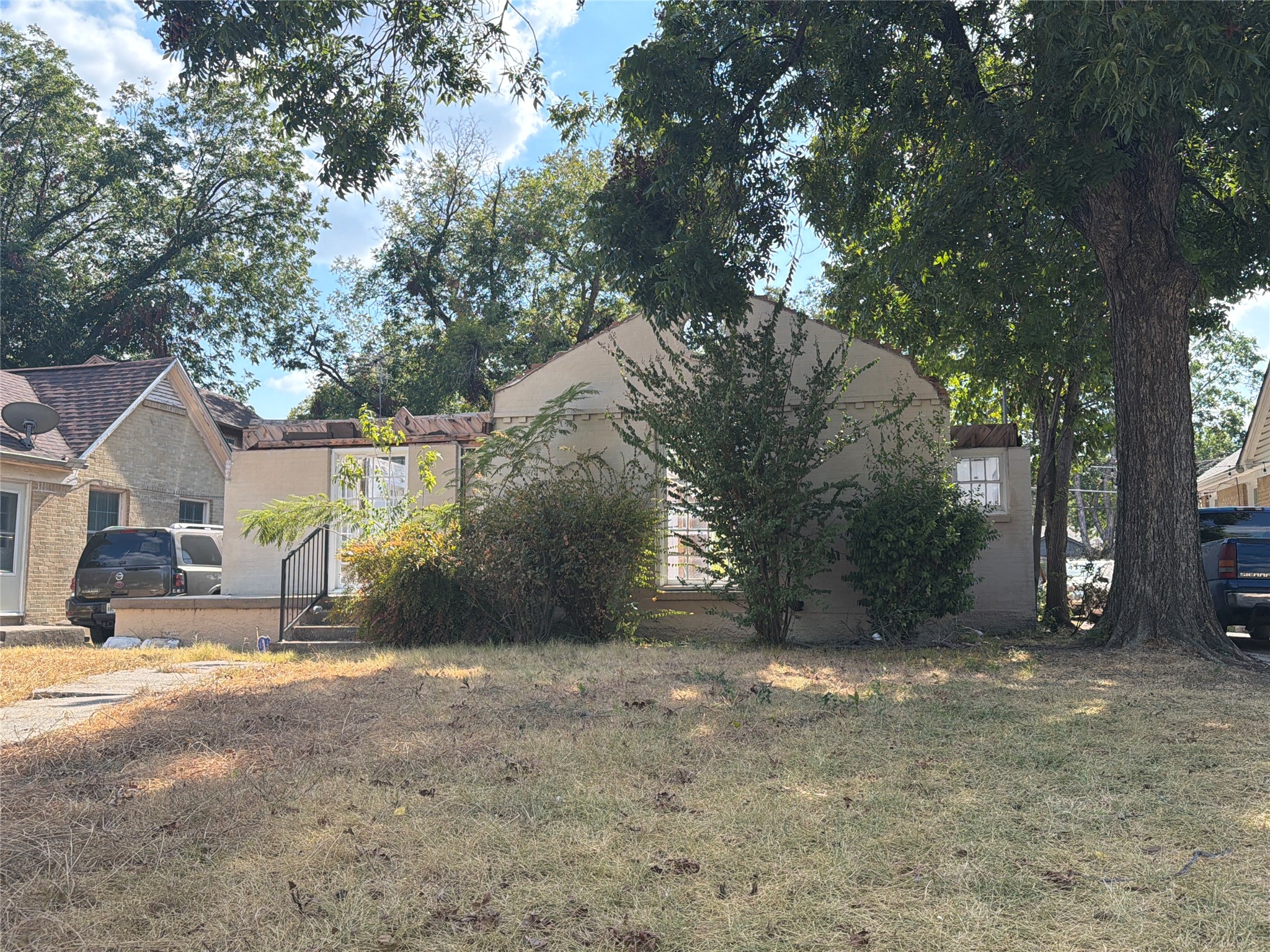 7131 Thurston Drive — photo