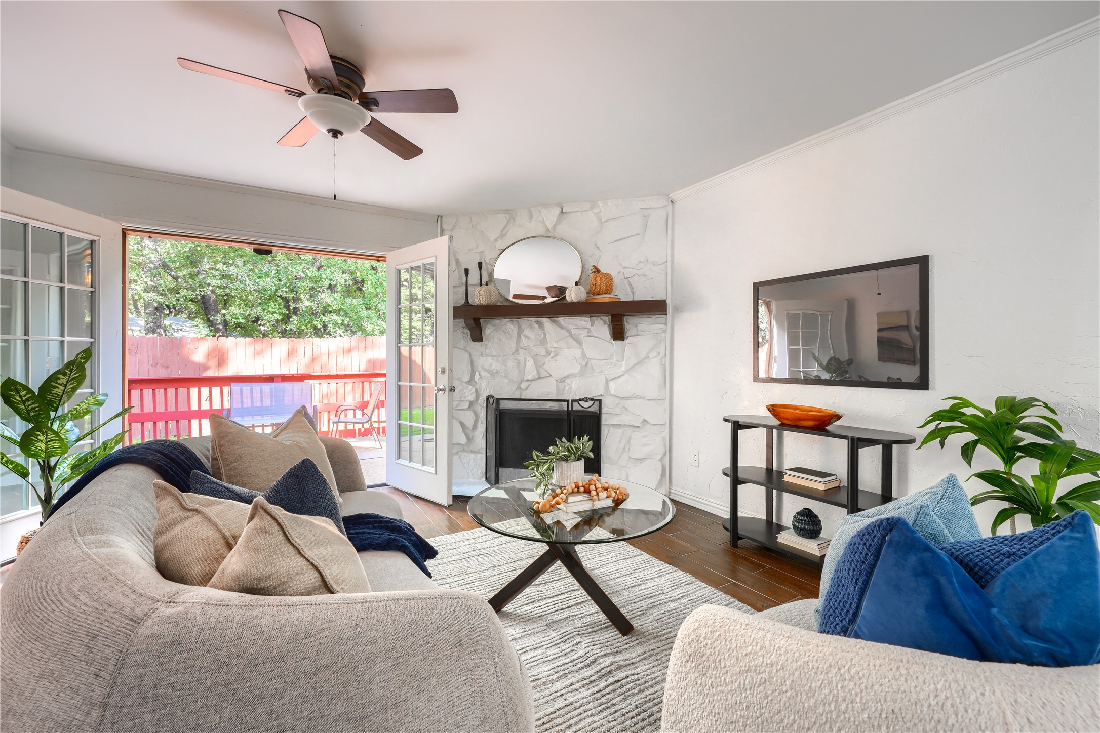 1600 Brentwood Drive — photo