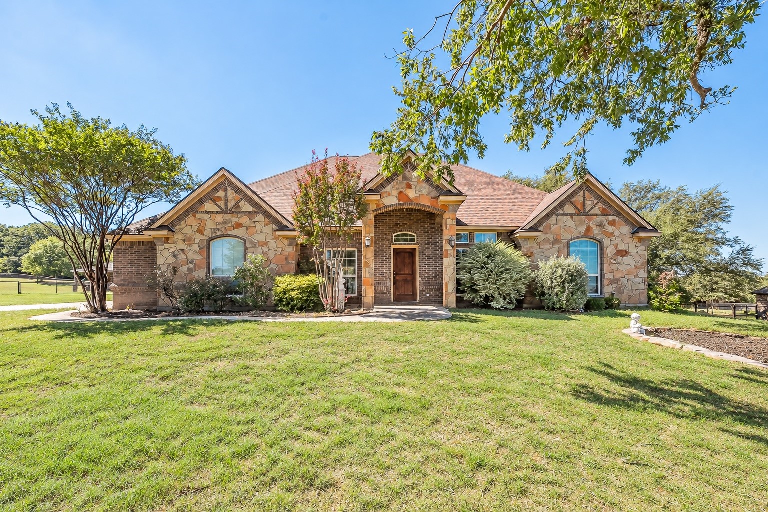 112 Meadow Arbor Drive — photo