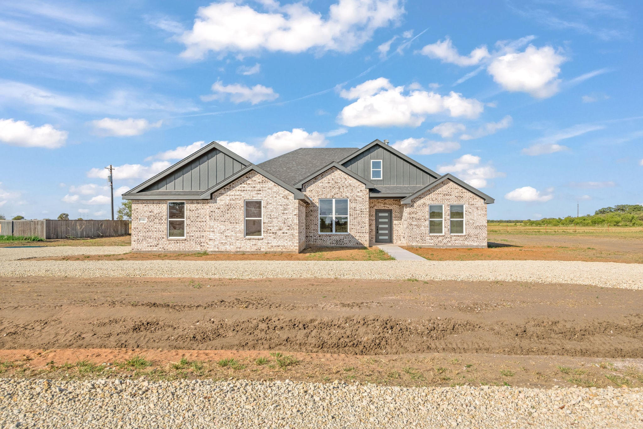 5101 Private Road 3523 — photo