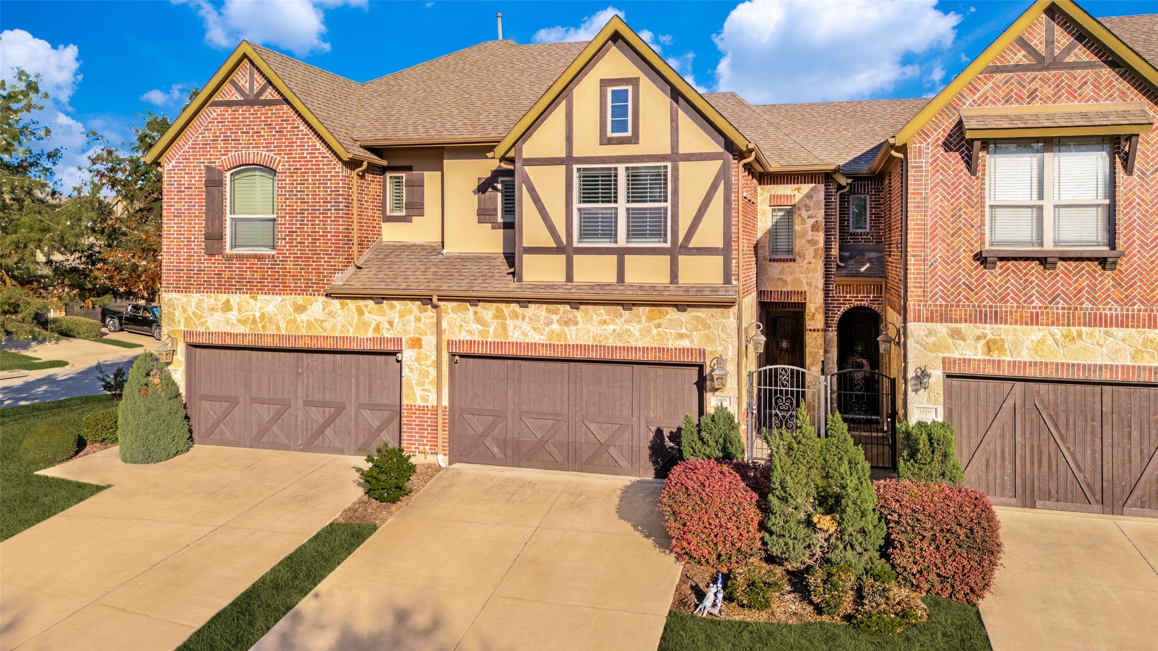 1606 Brook Grove Drive — photo