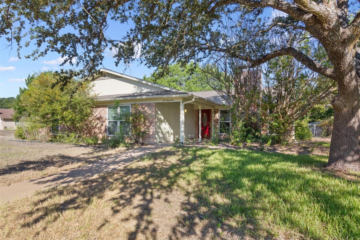 231 Del Rio Drive, Hewitt, TX 76643 — photo 3