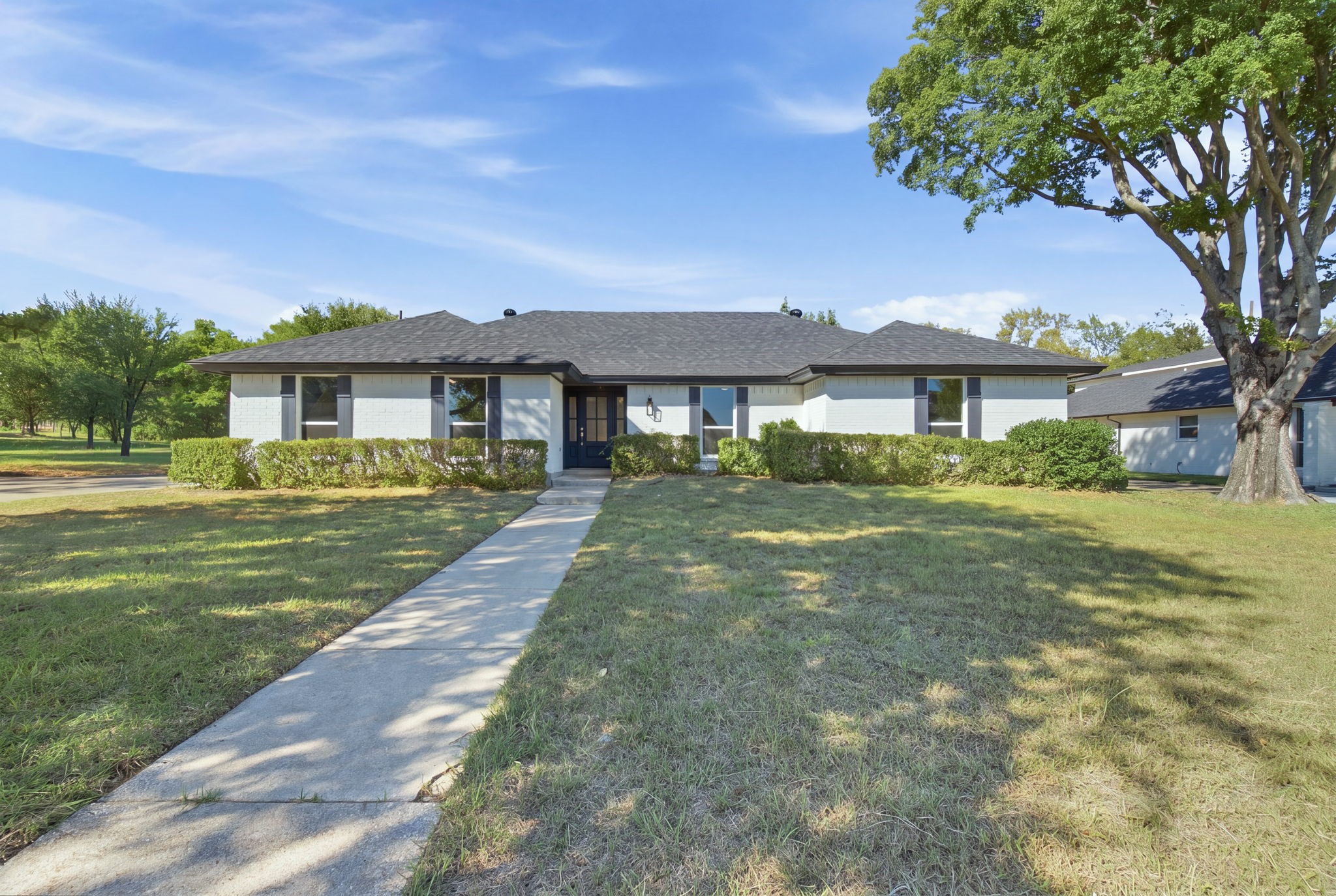 316 Oak Valley Drive — photo