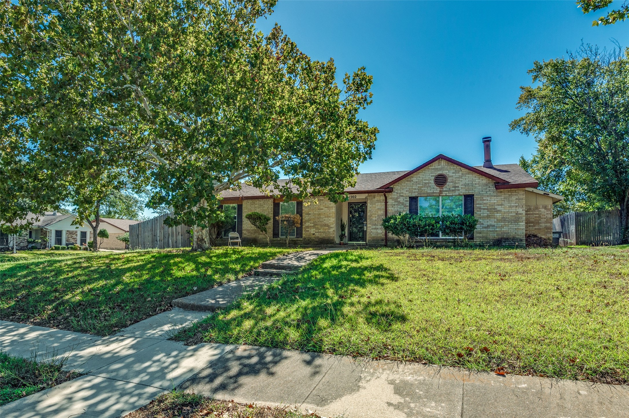 1202 Canyon Oaks Drive — photo