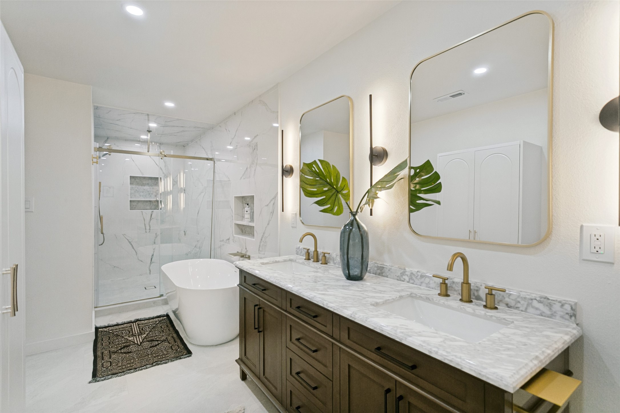 2704 Parkhaven Drive — photo