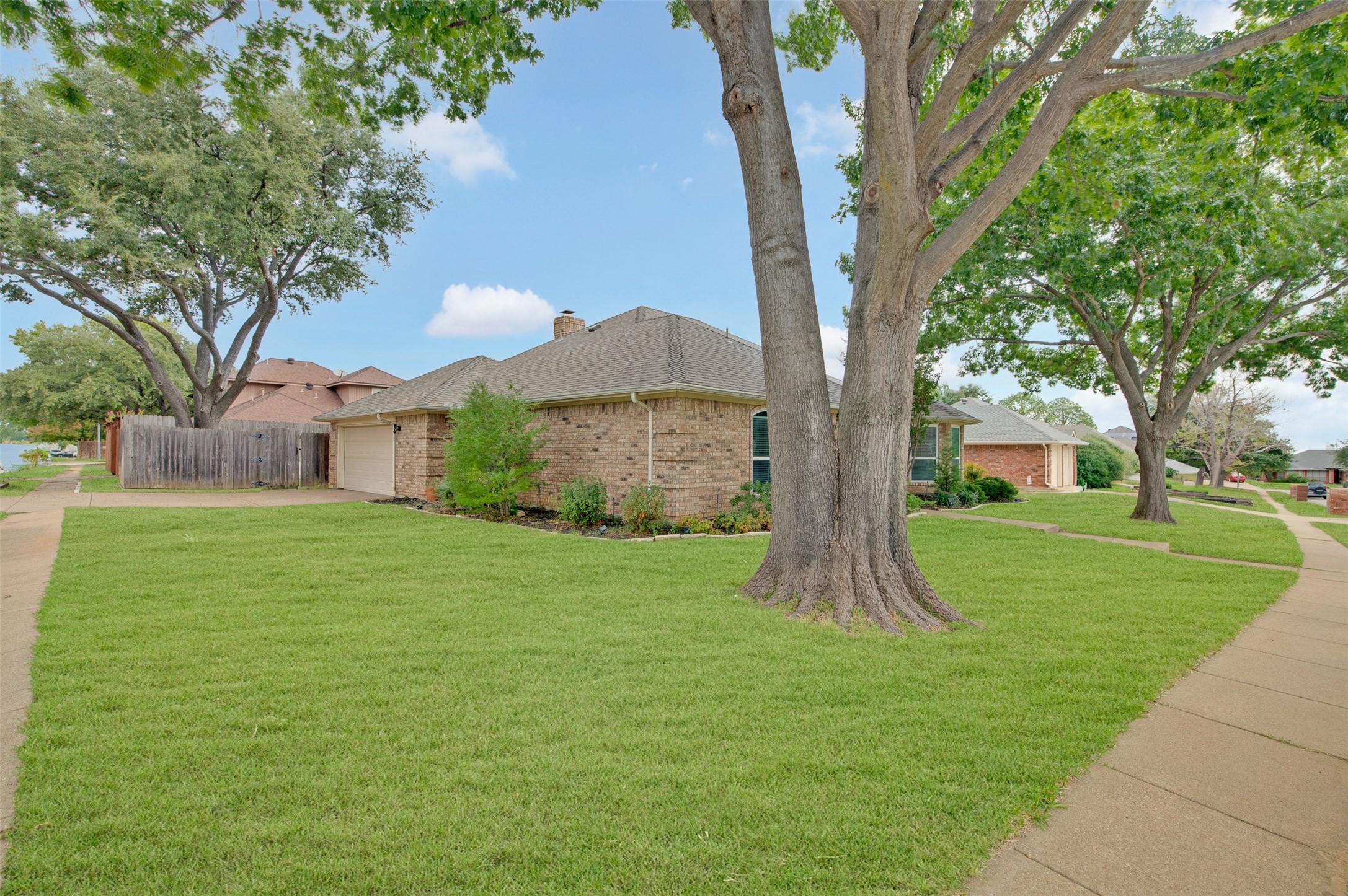 317 Kessler Drive, Euless, TX 76039 — photo 3