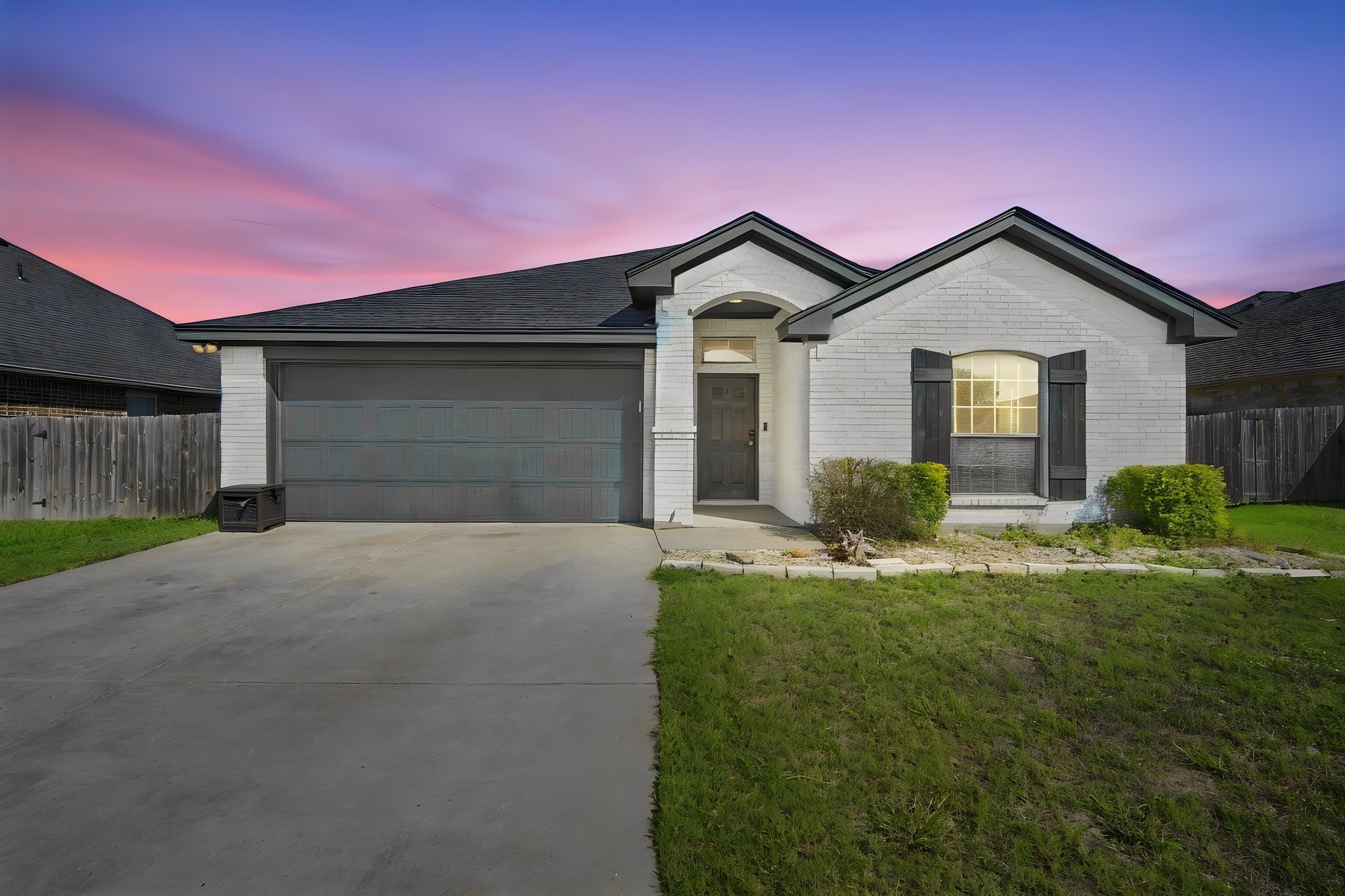 425 Stoneridge Drive — photo
