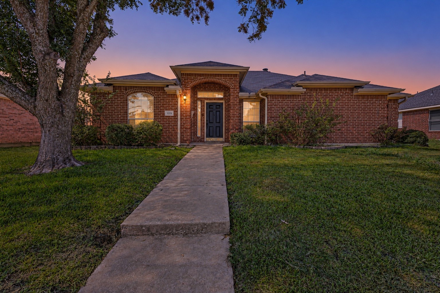 109 N Rolling Meadows Drive — photo