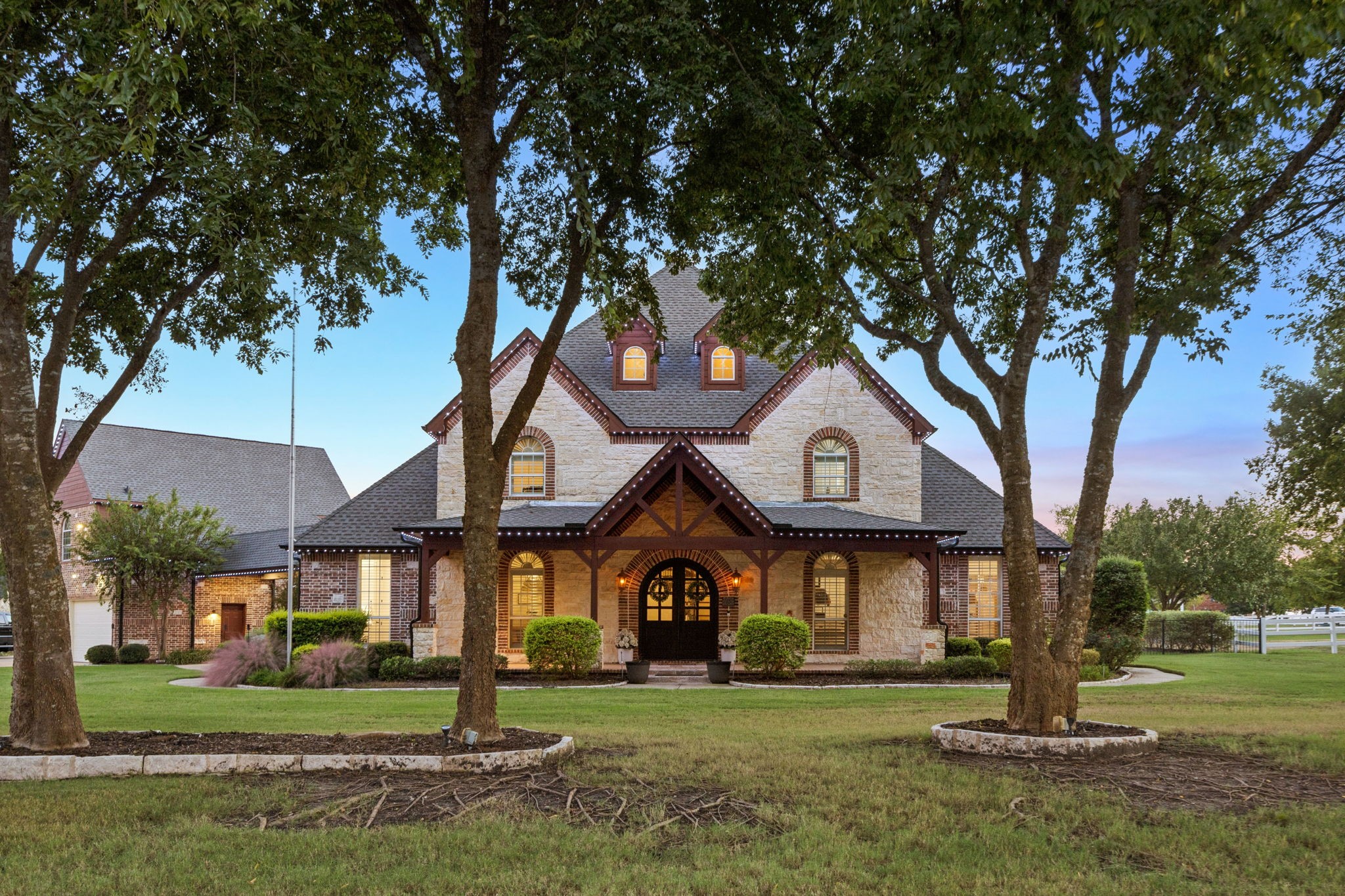 465 Equestrian Drive — photo