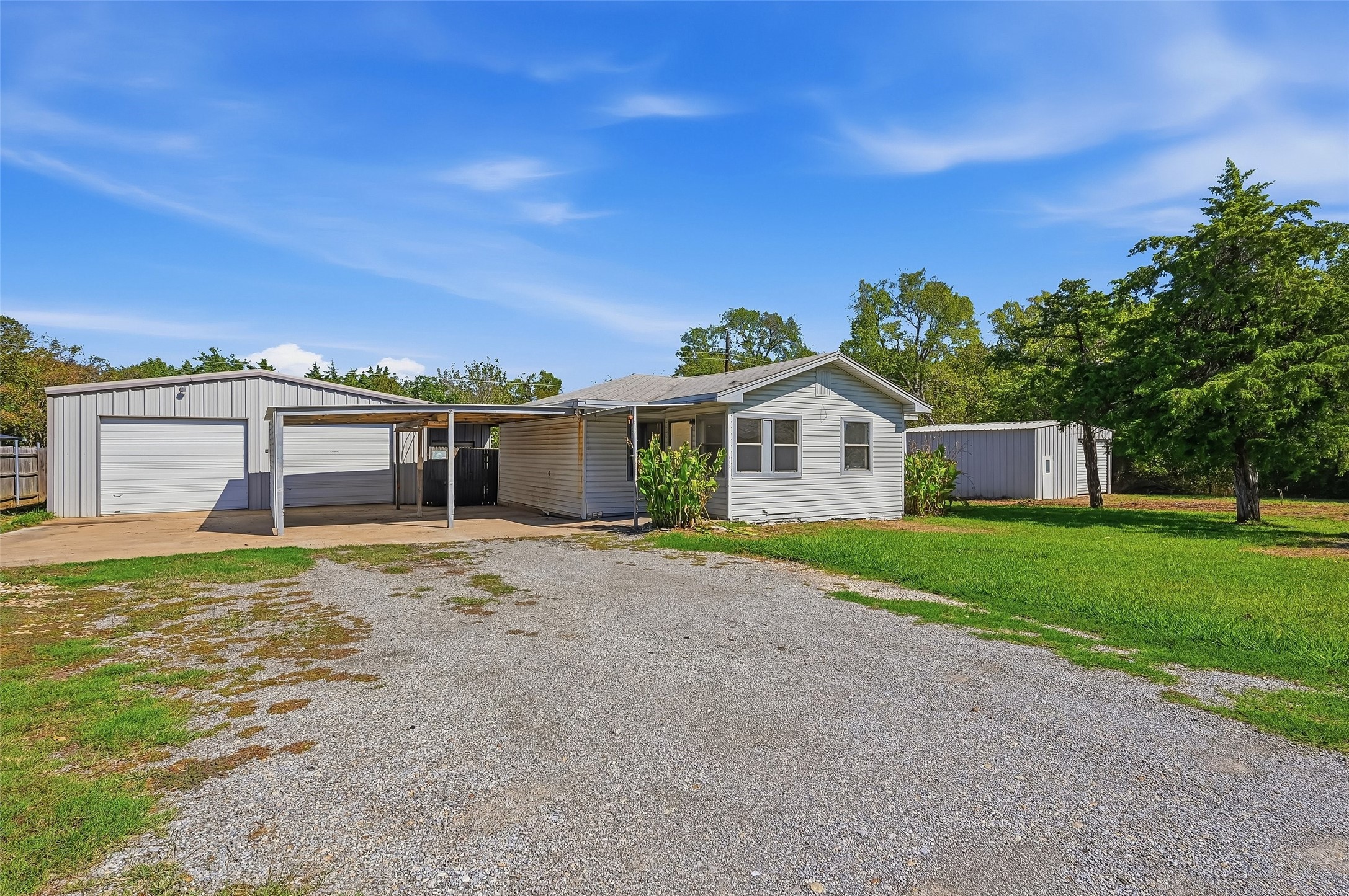 113 Willow Drive — photo