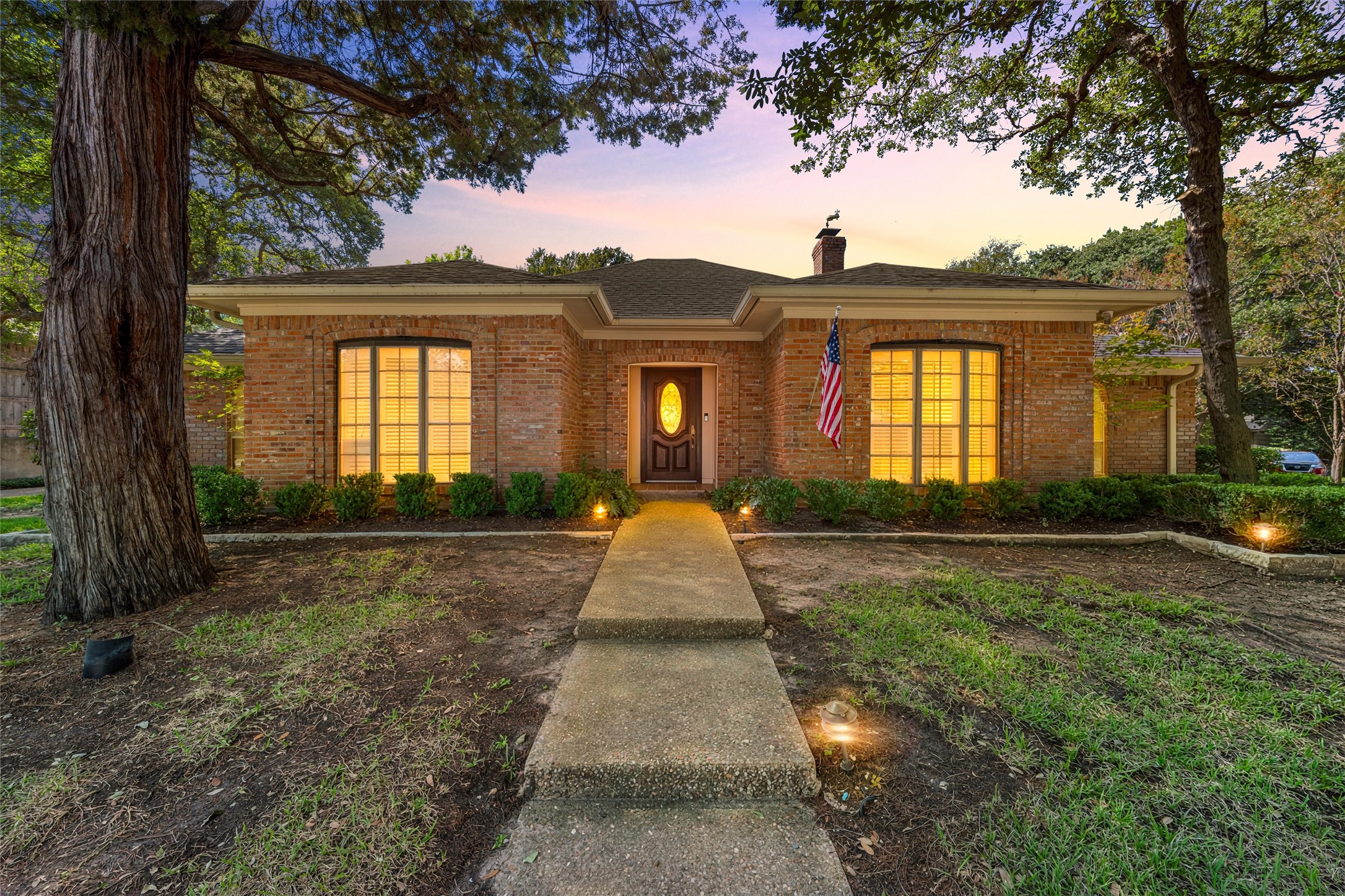 3906 Green Oak Drive — photo