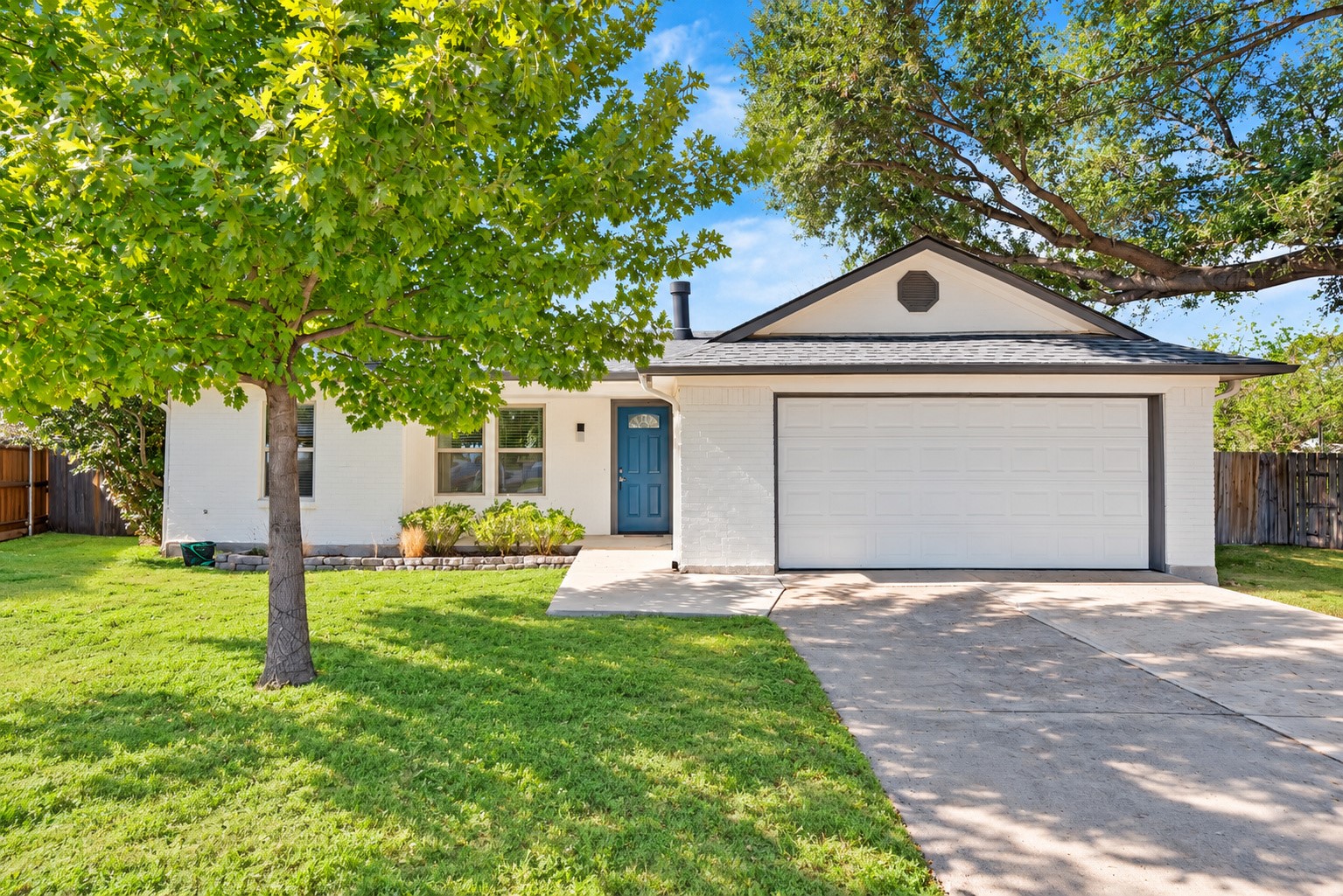 6709 Johnnie Court — photo