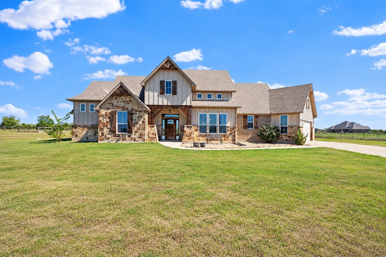 1117 County Road 4108 — photo