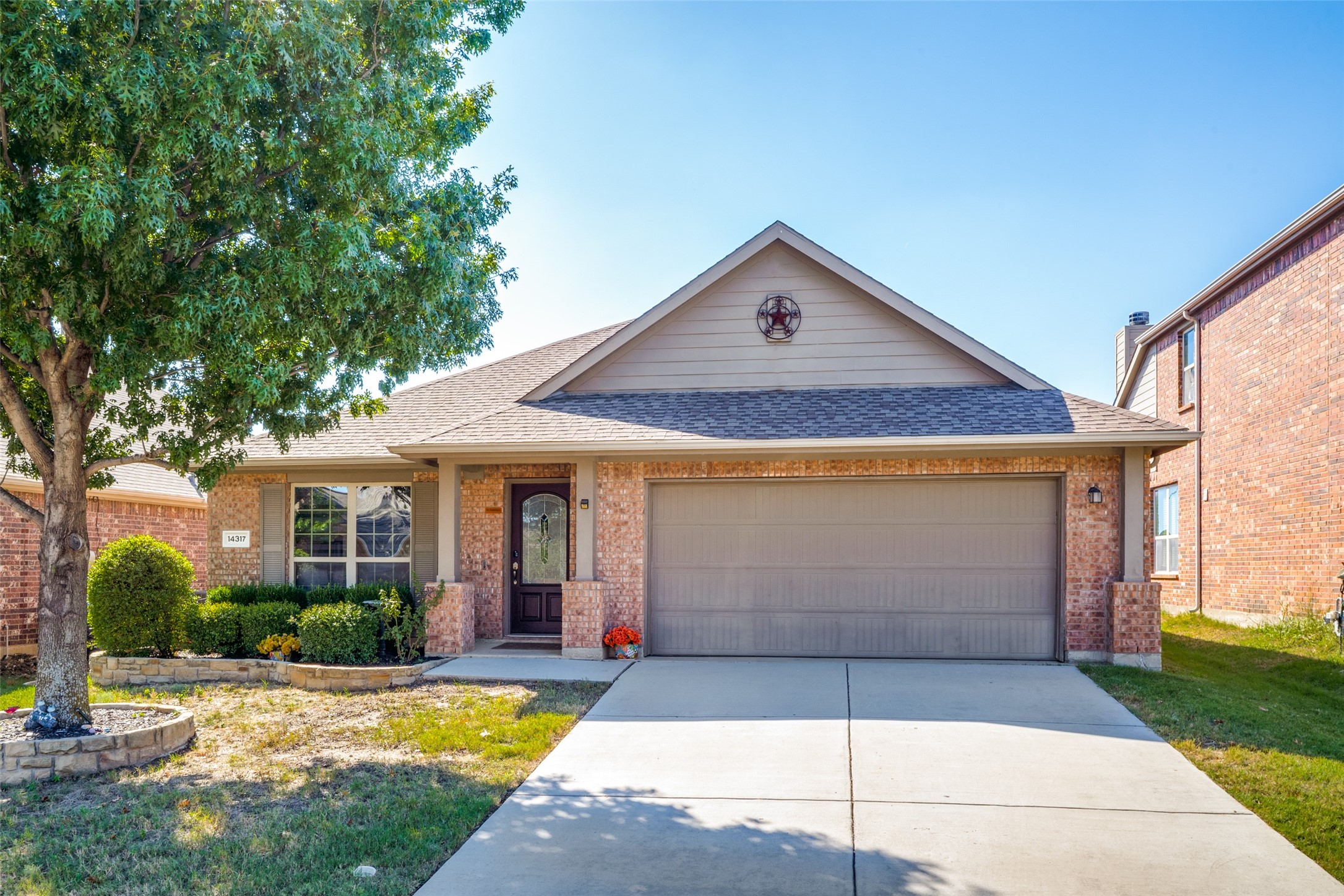 14317 Mariposa Lily Lane — photo
