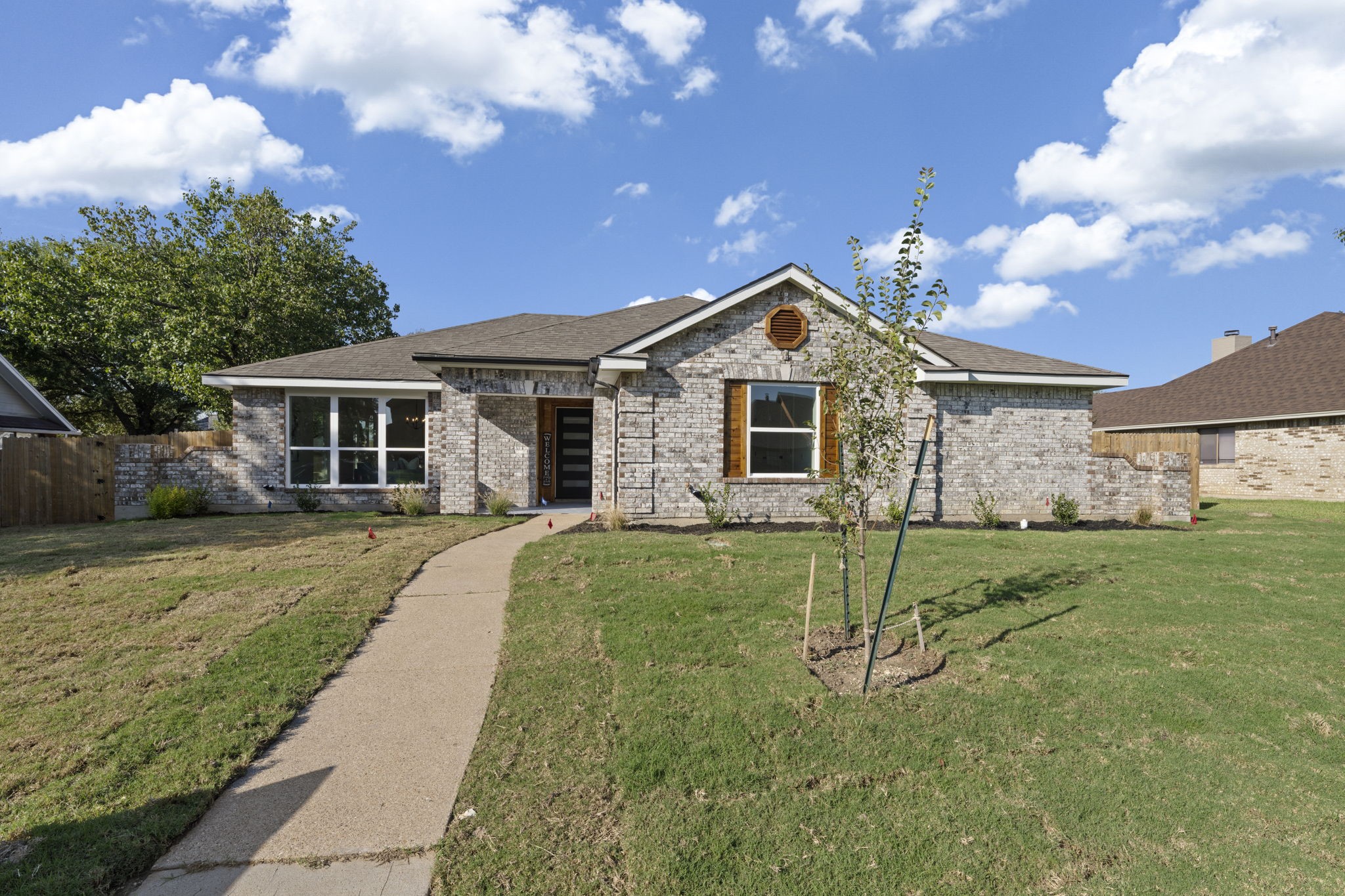 920 Worthington Drive — photo