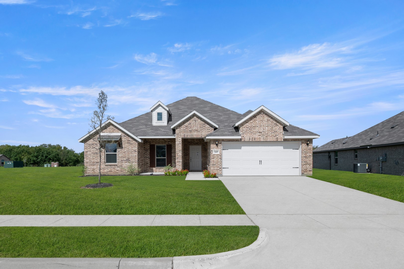 2605 River Bank Drive — photo