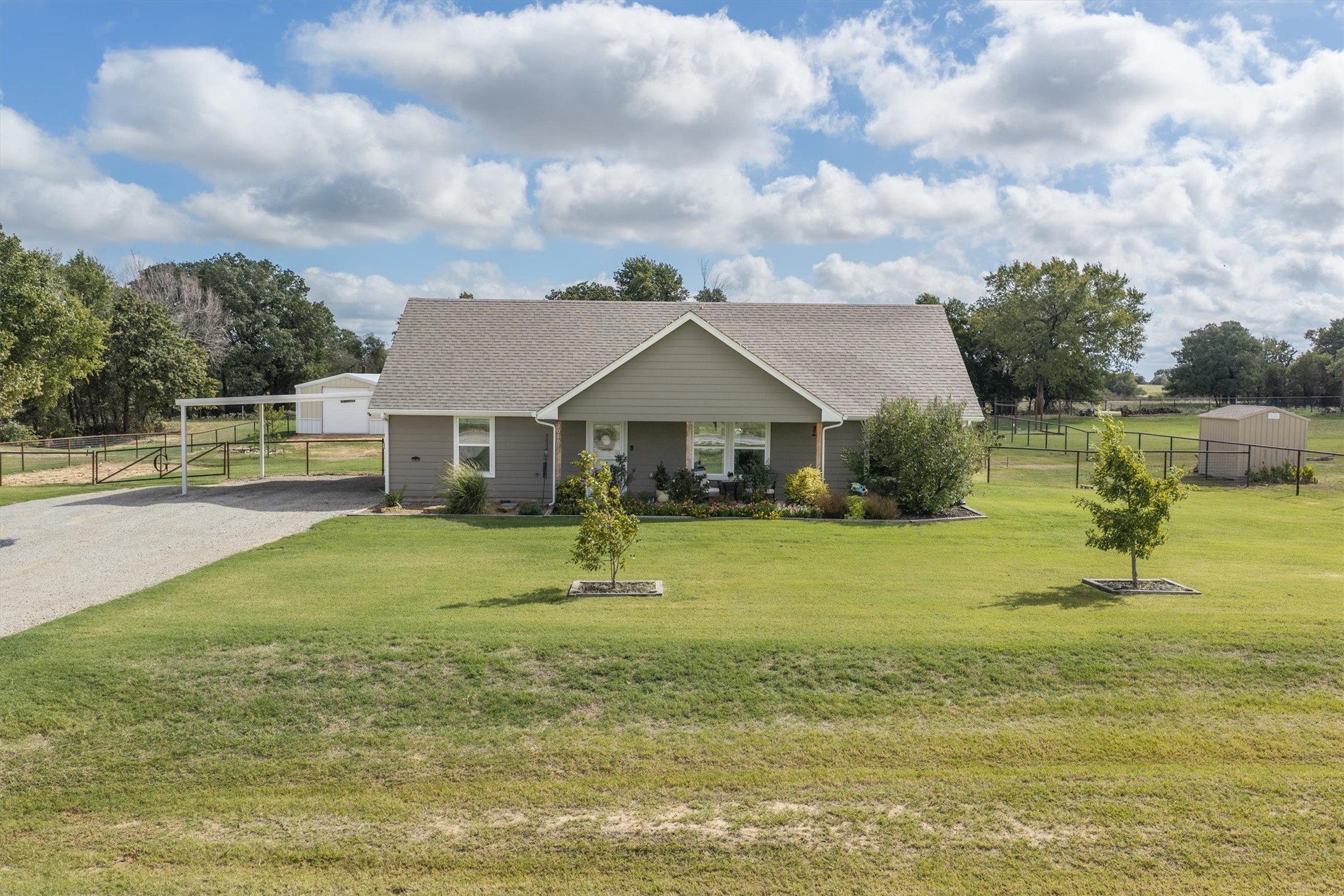 2019 Brown Loop, Poolville, TX 76487 — photo 3