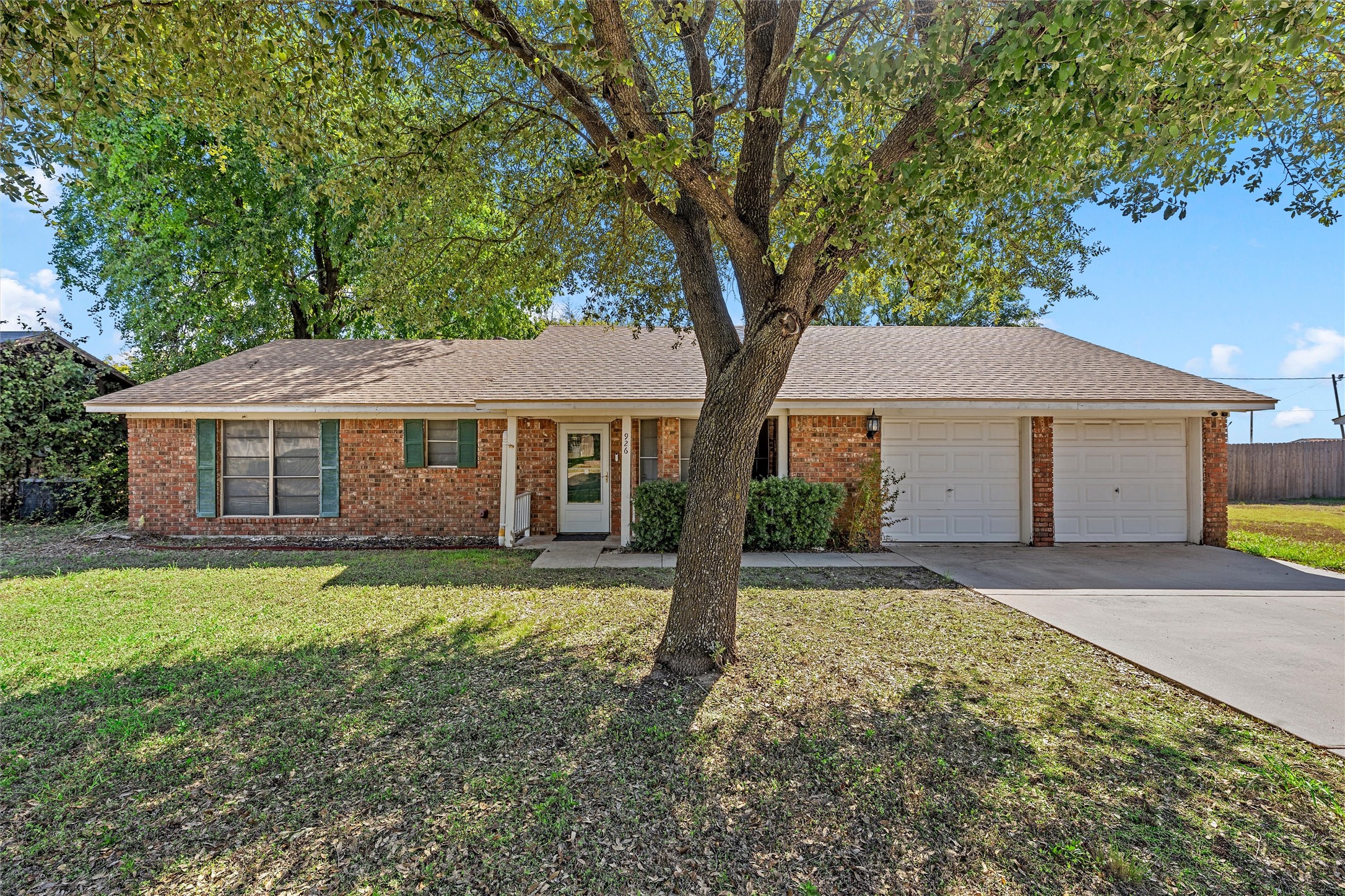926 Rolling Hills Drive — photo