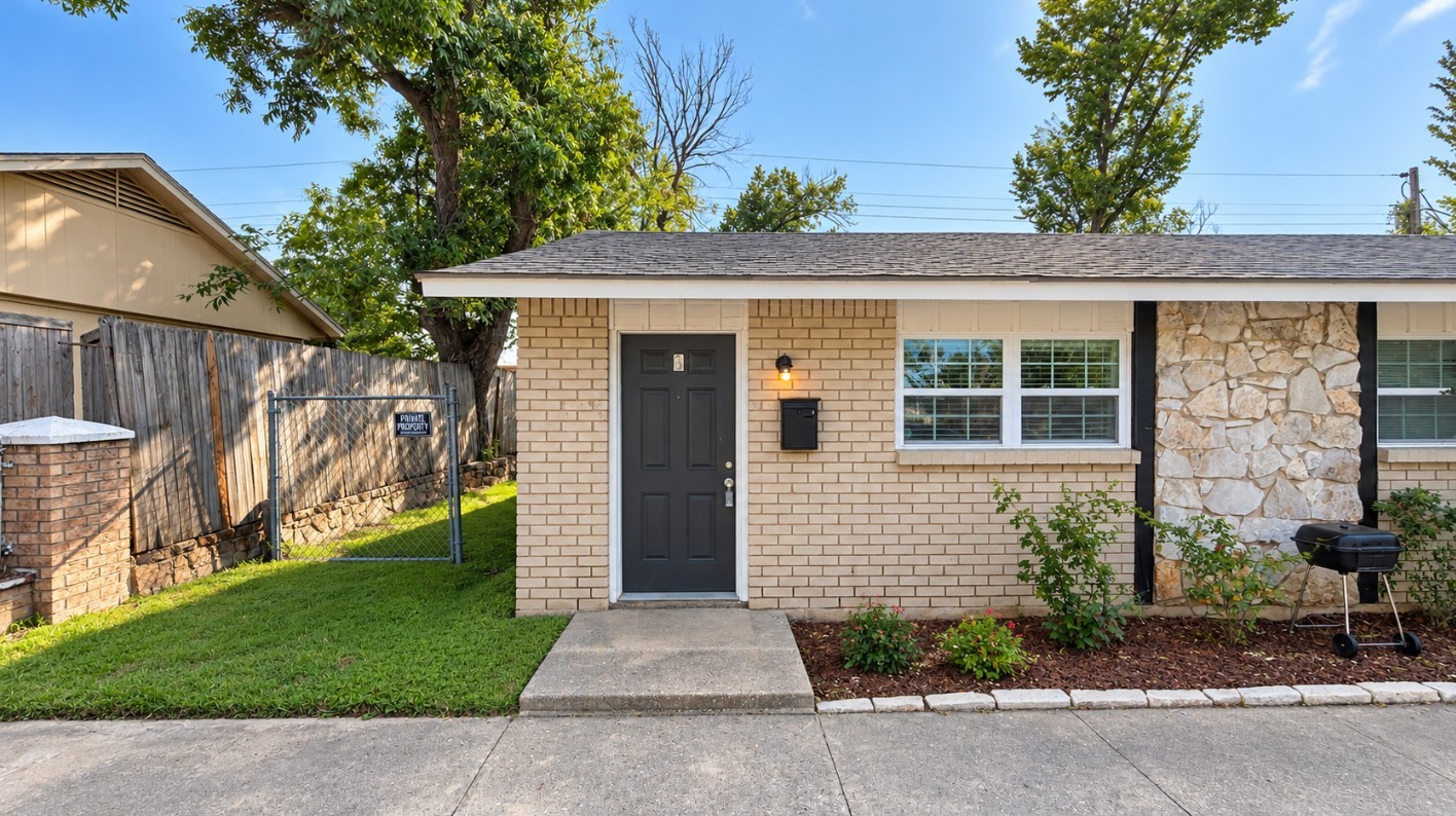211 Skyway Drive Unit 8 — photo