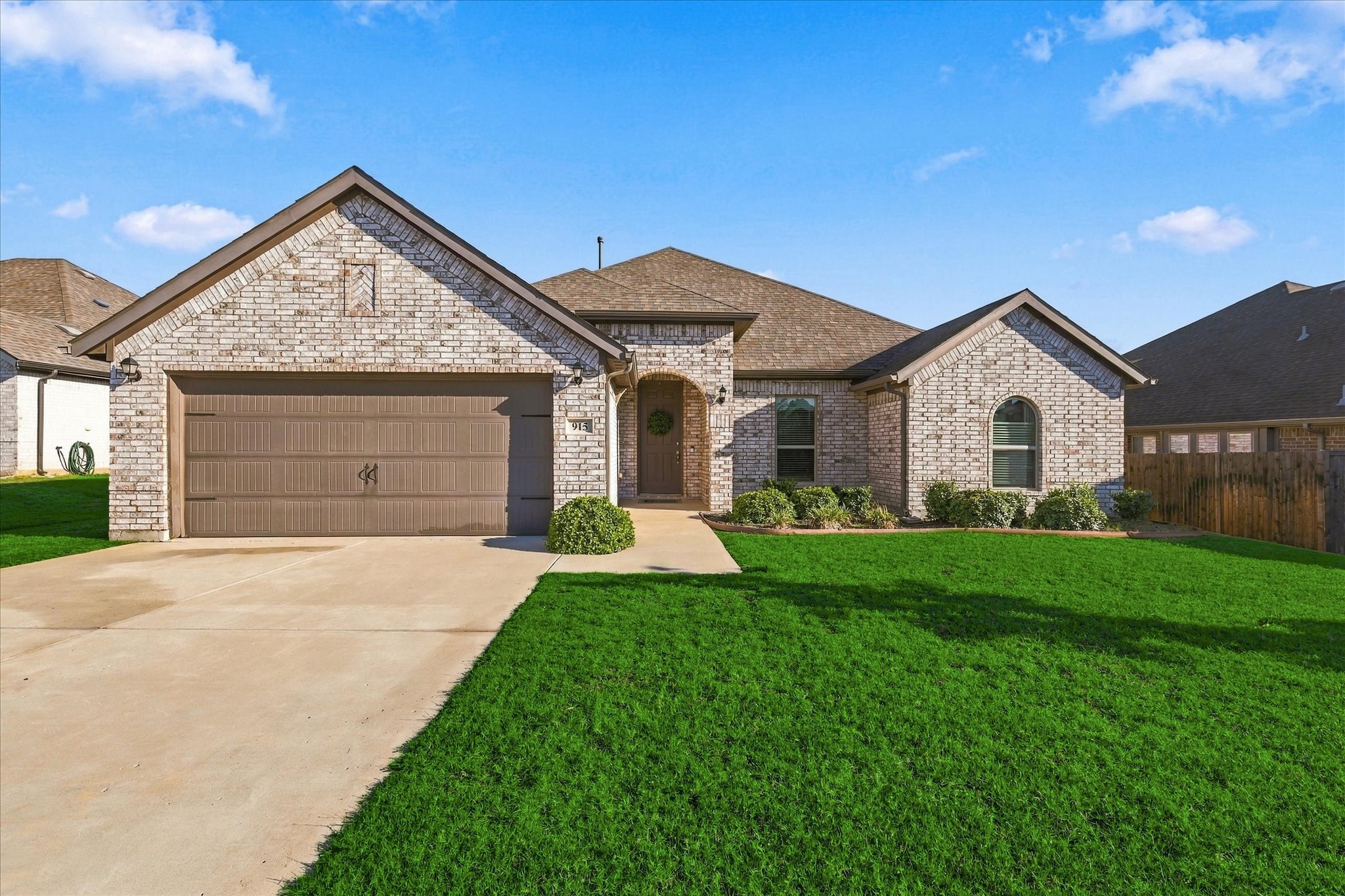 915 Timber Ridge Drive — photo