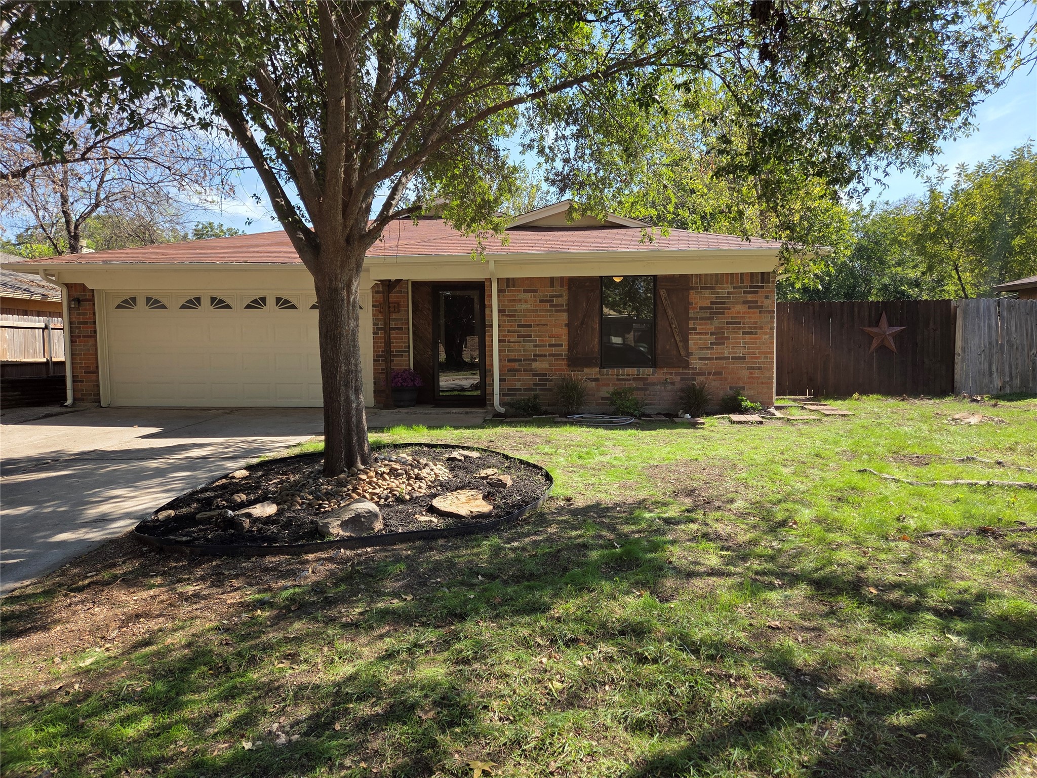 421 Allencrest Drive — photo