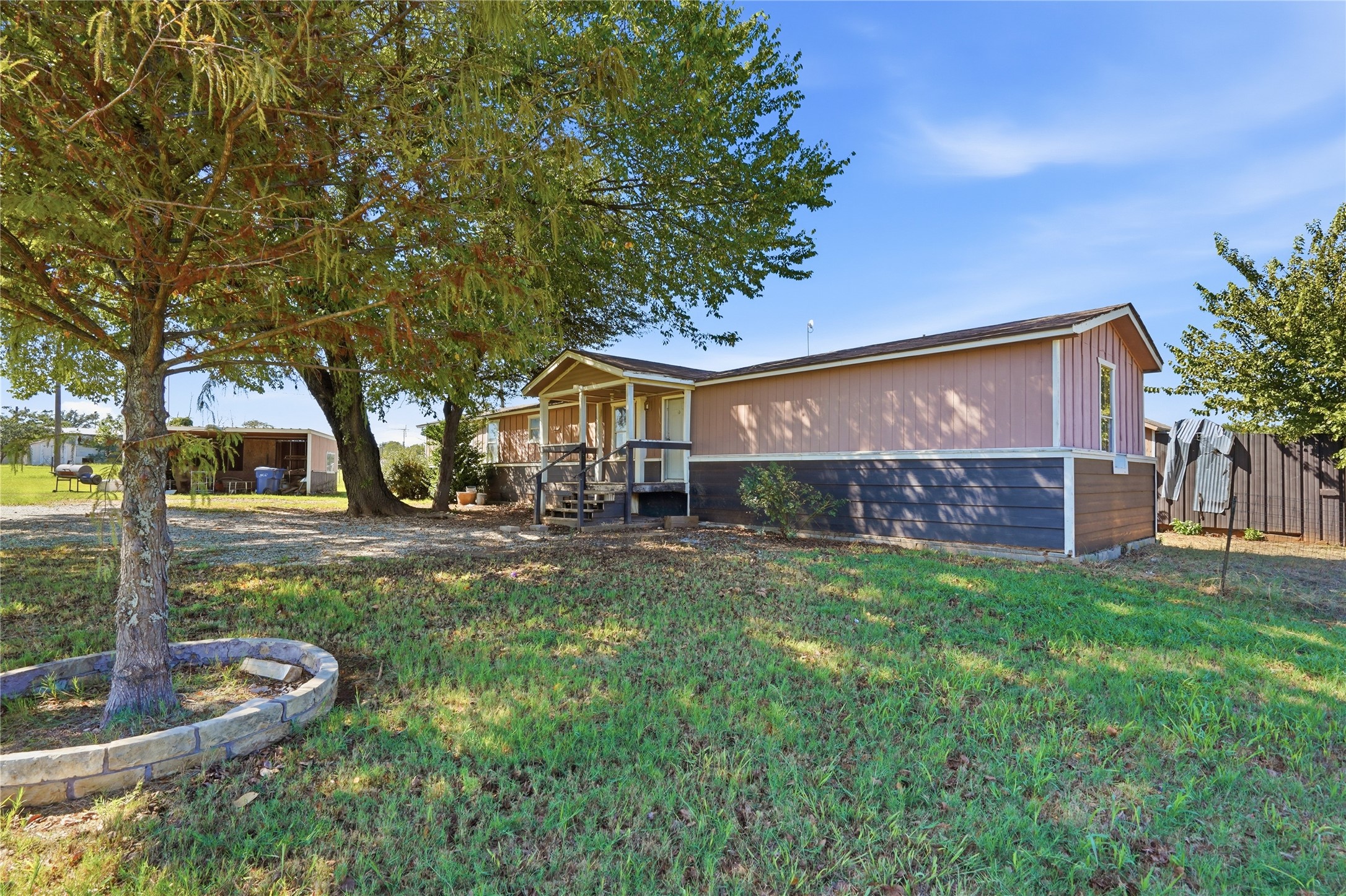 103 Woodland Court — photo