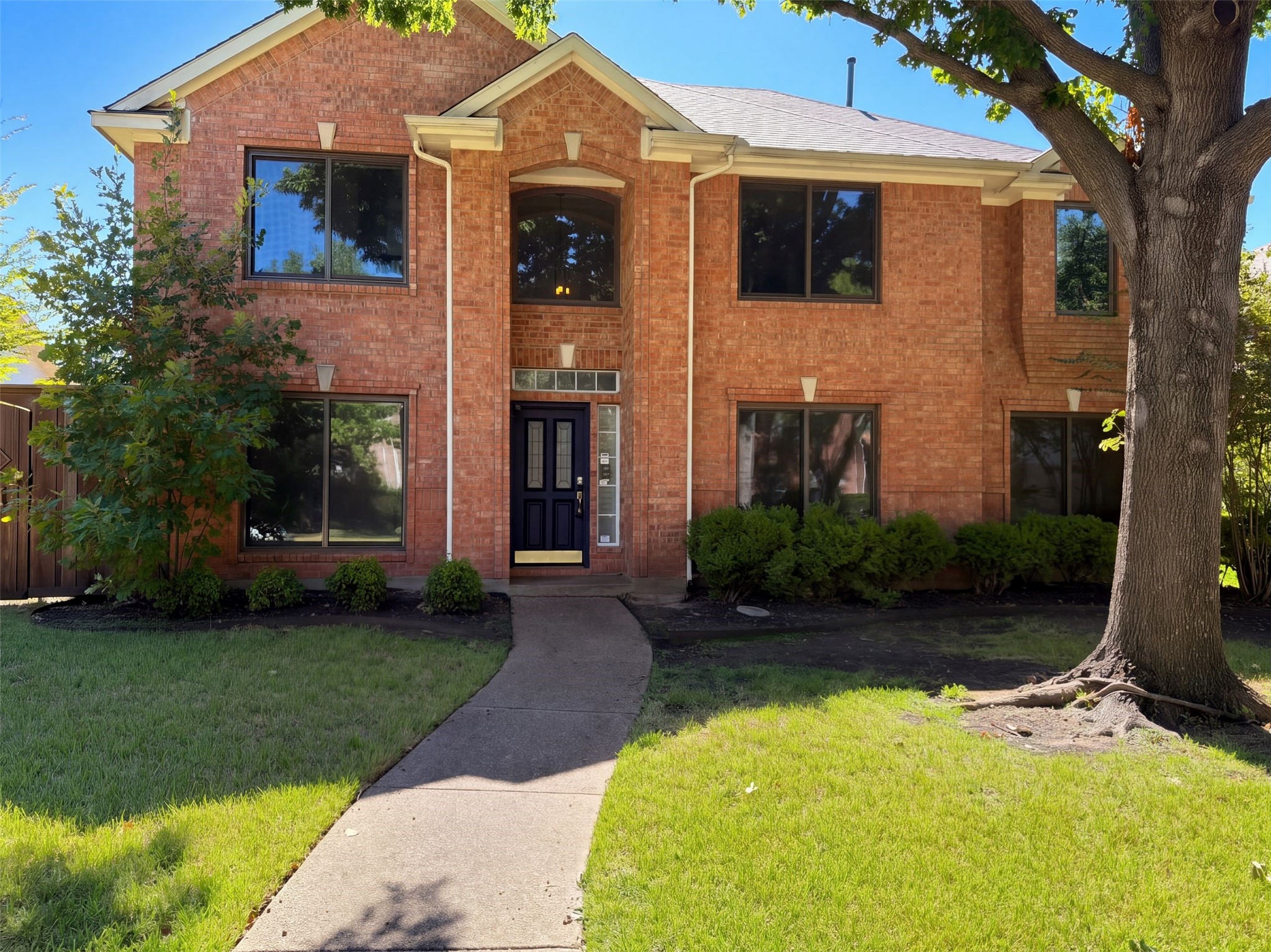 4412 Cedar Valley Drive — photo