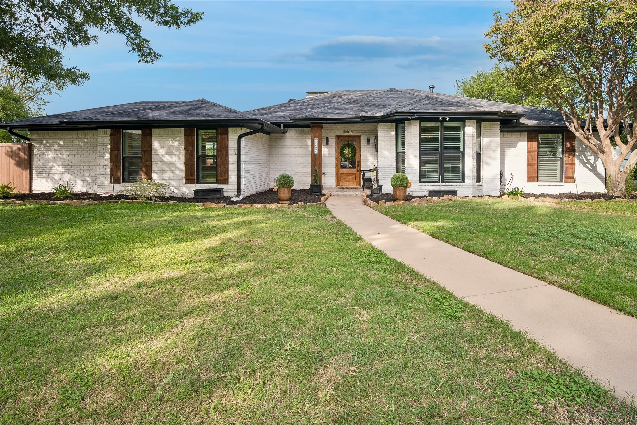 10102 Laingtree Drive — photo