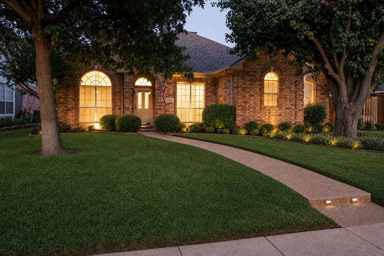 742 Yellowstone Drive — photo