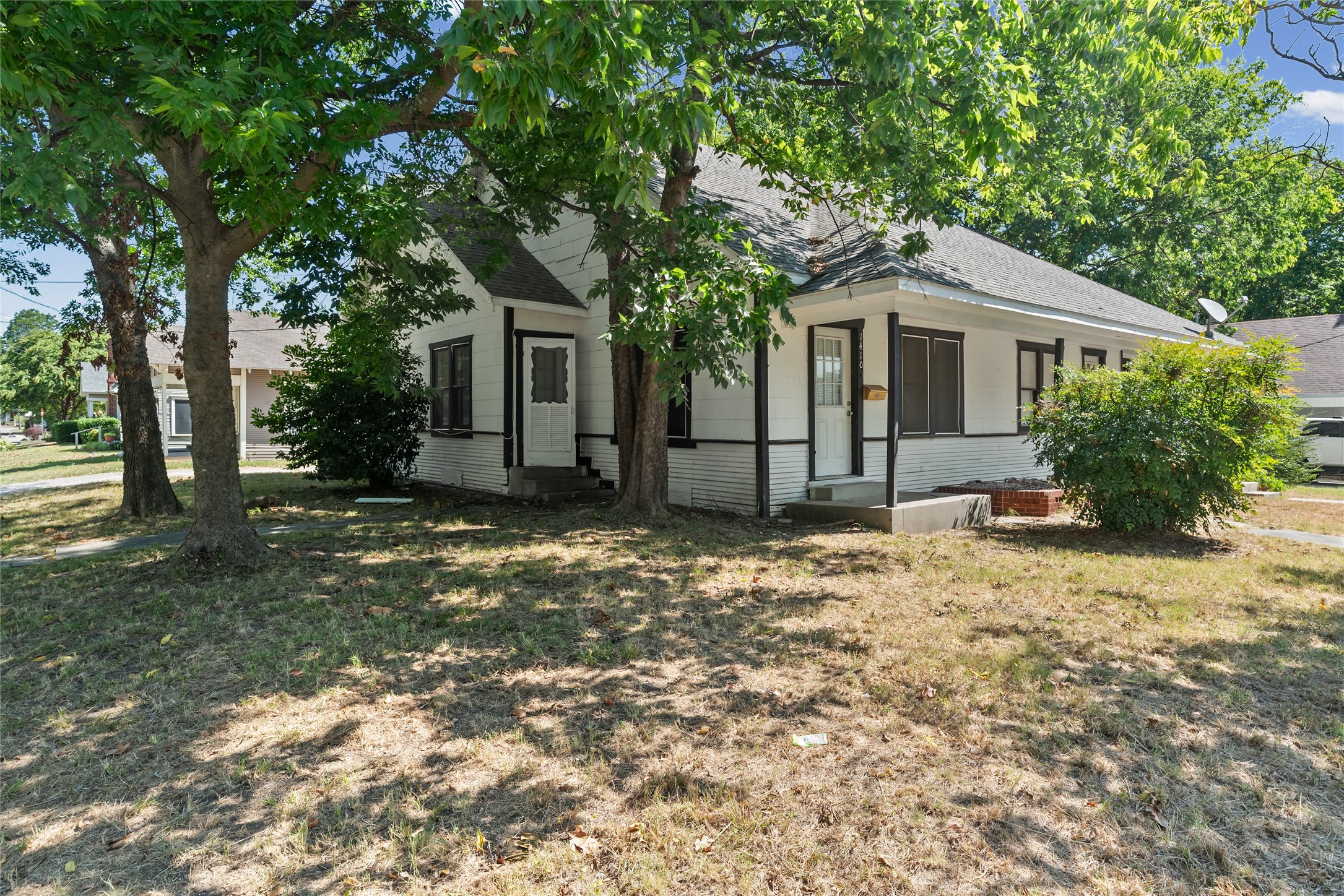 1410 Sycamore Unit 1 — photo