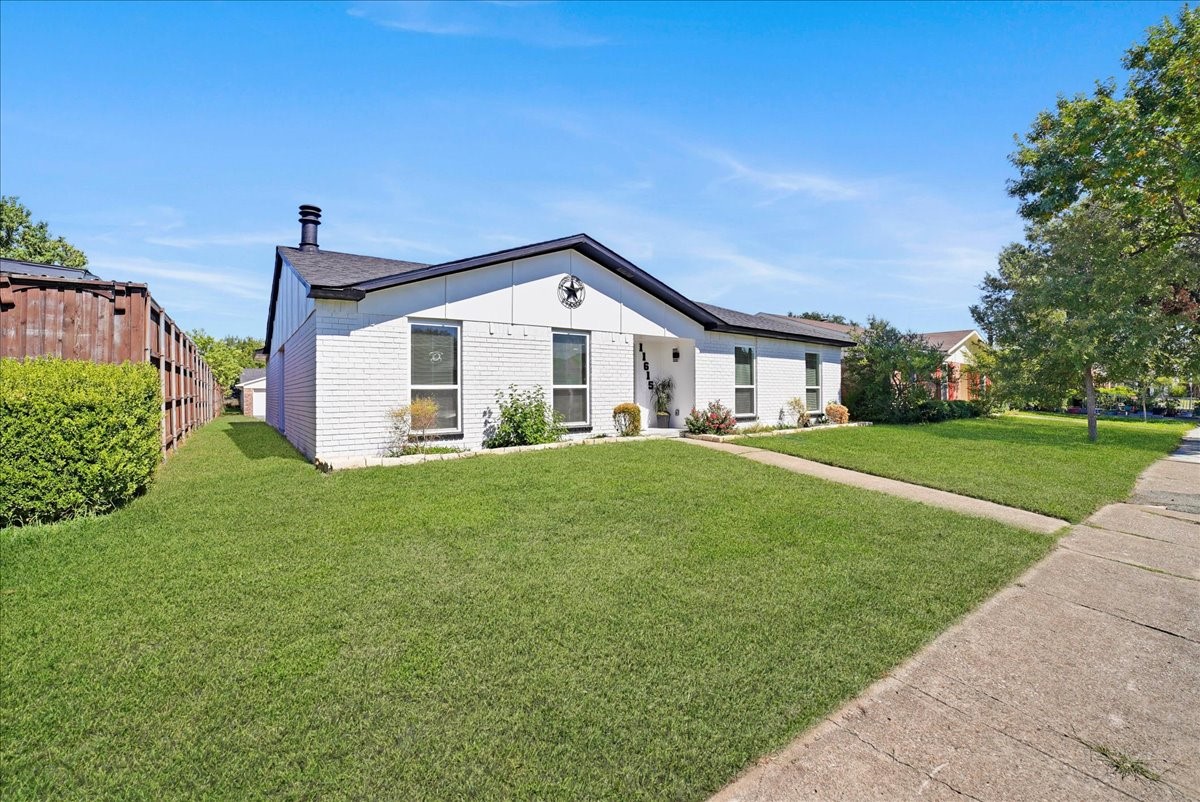 11615 Featherbrook Drive — photo