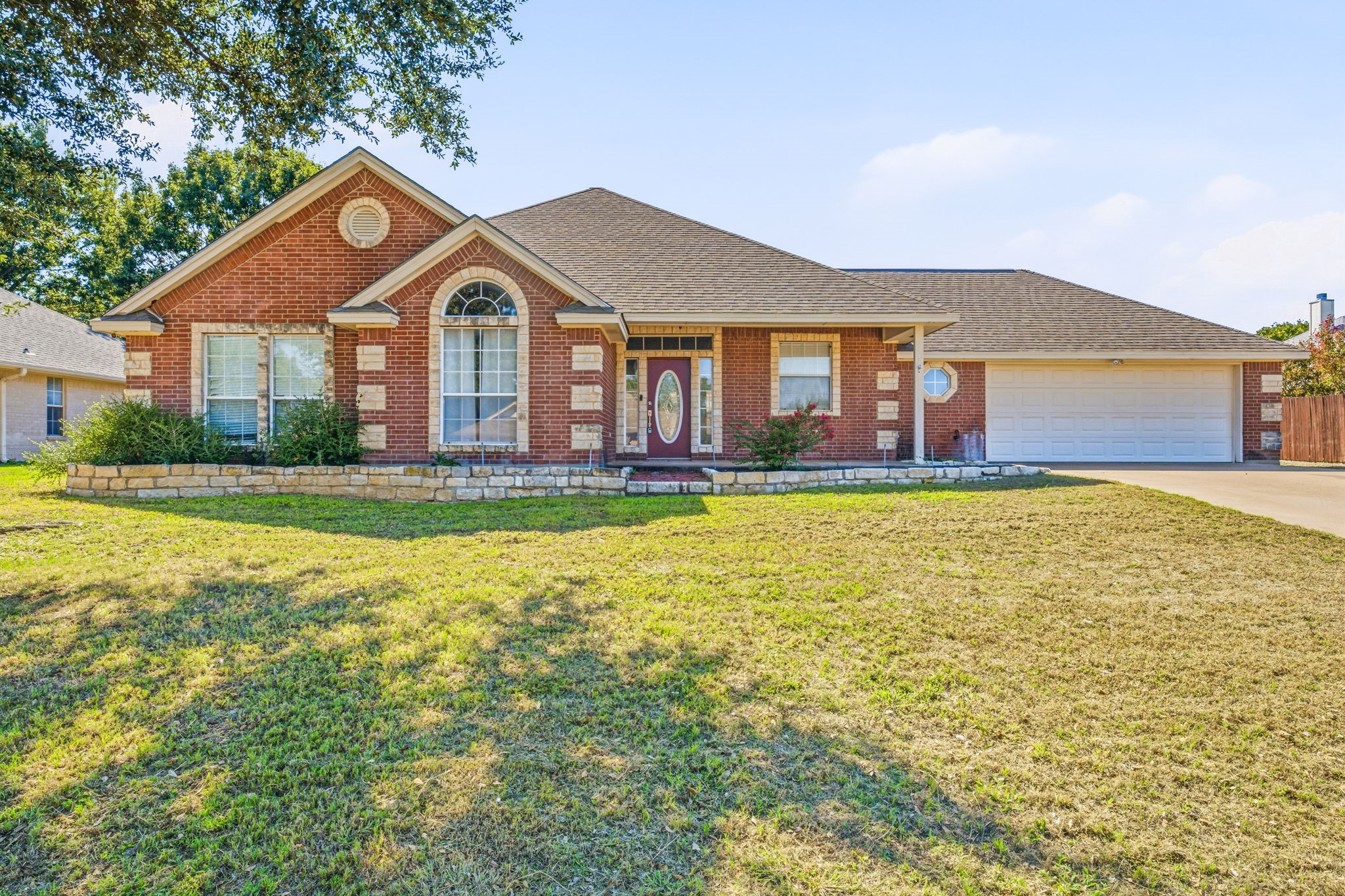 1466 Oakwood Drive — photo