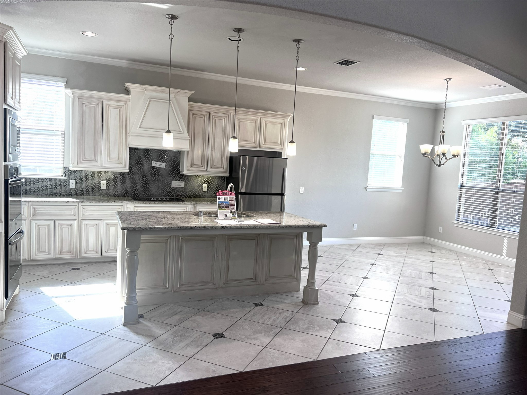 870 Sagebrush Drive — photo