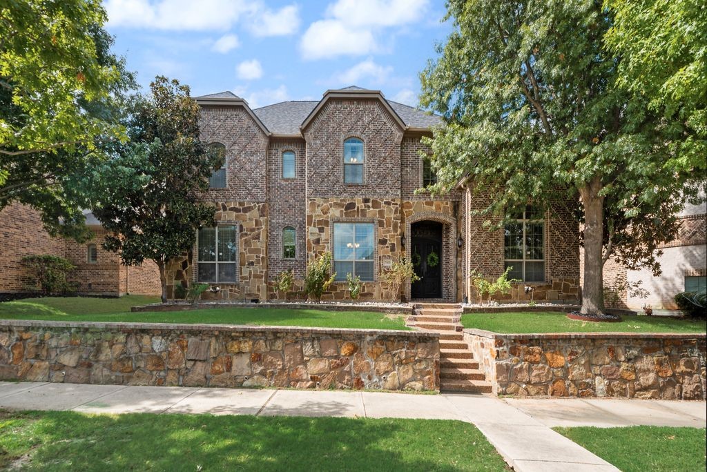 7565 Rawlins Lane — photo