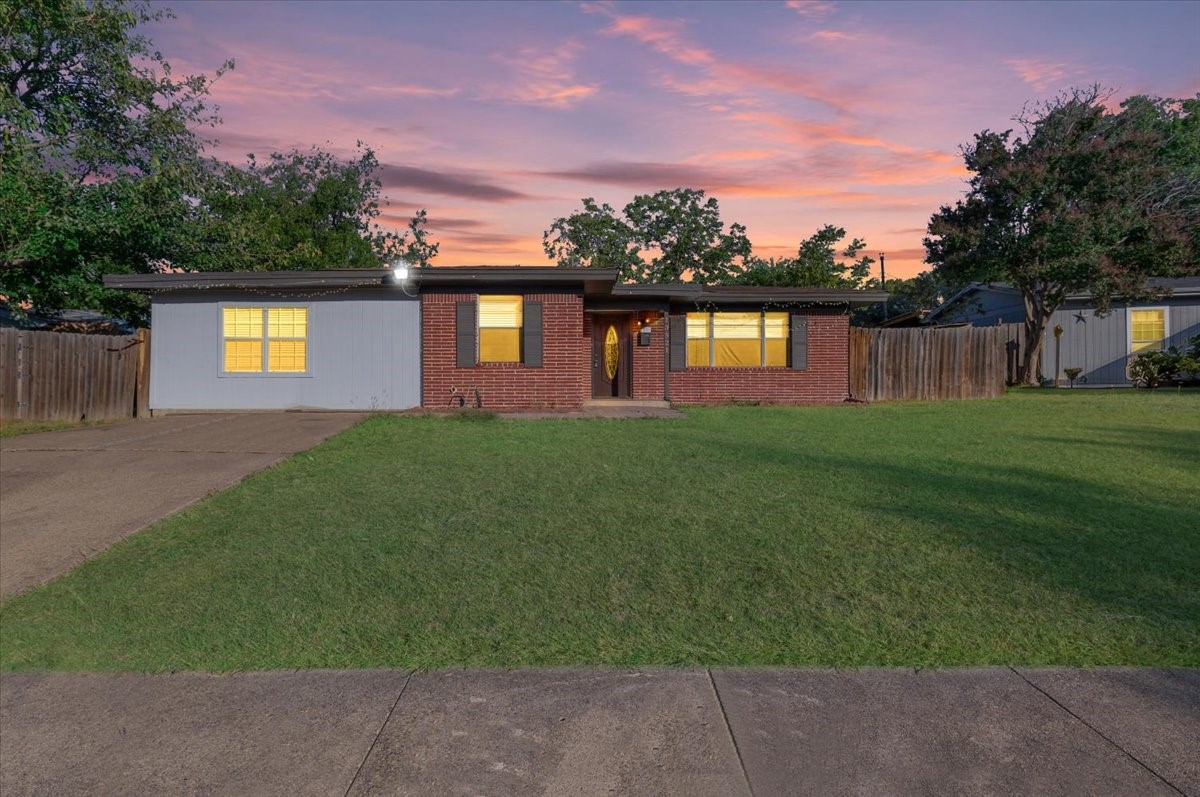 13521 Flagstone Lane — photo
