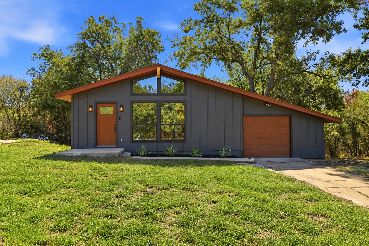 8095 County Road 3415 — photo