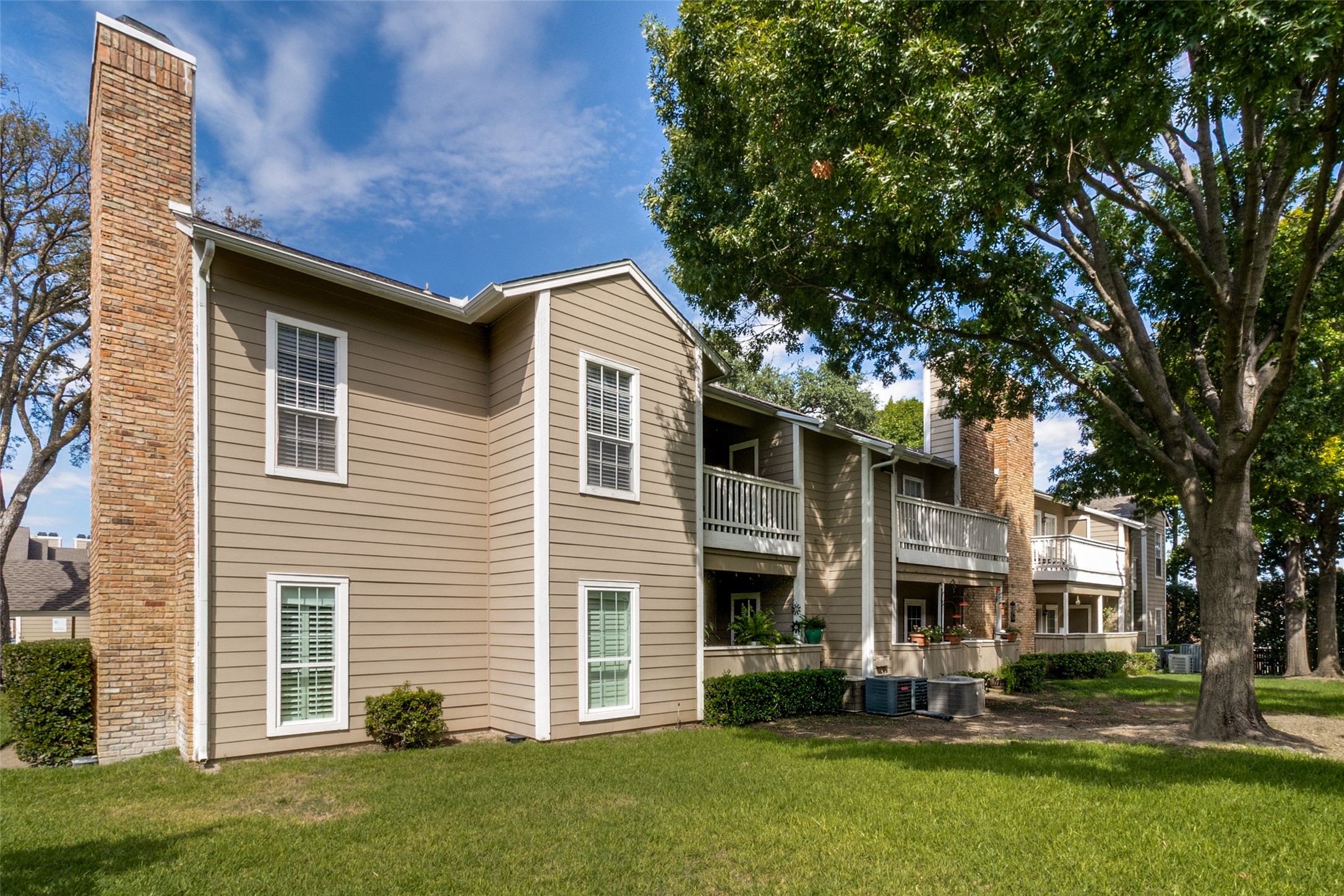 8600 Coppertowne Lane Unit 600 — photo