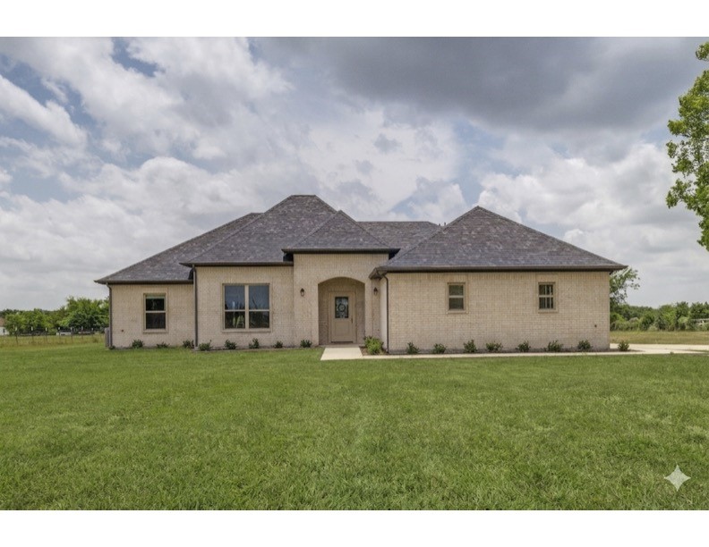 3712 County Road 1102 — photo