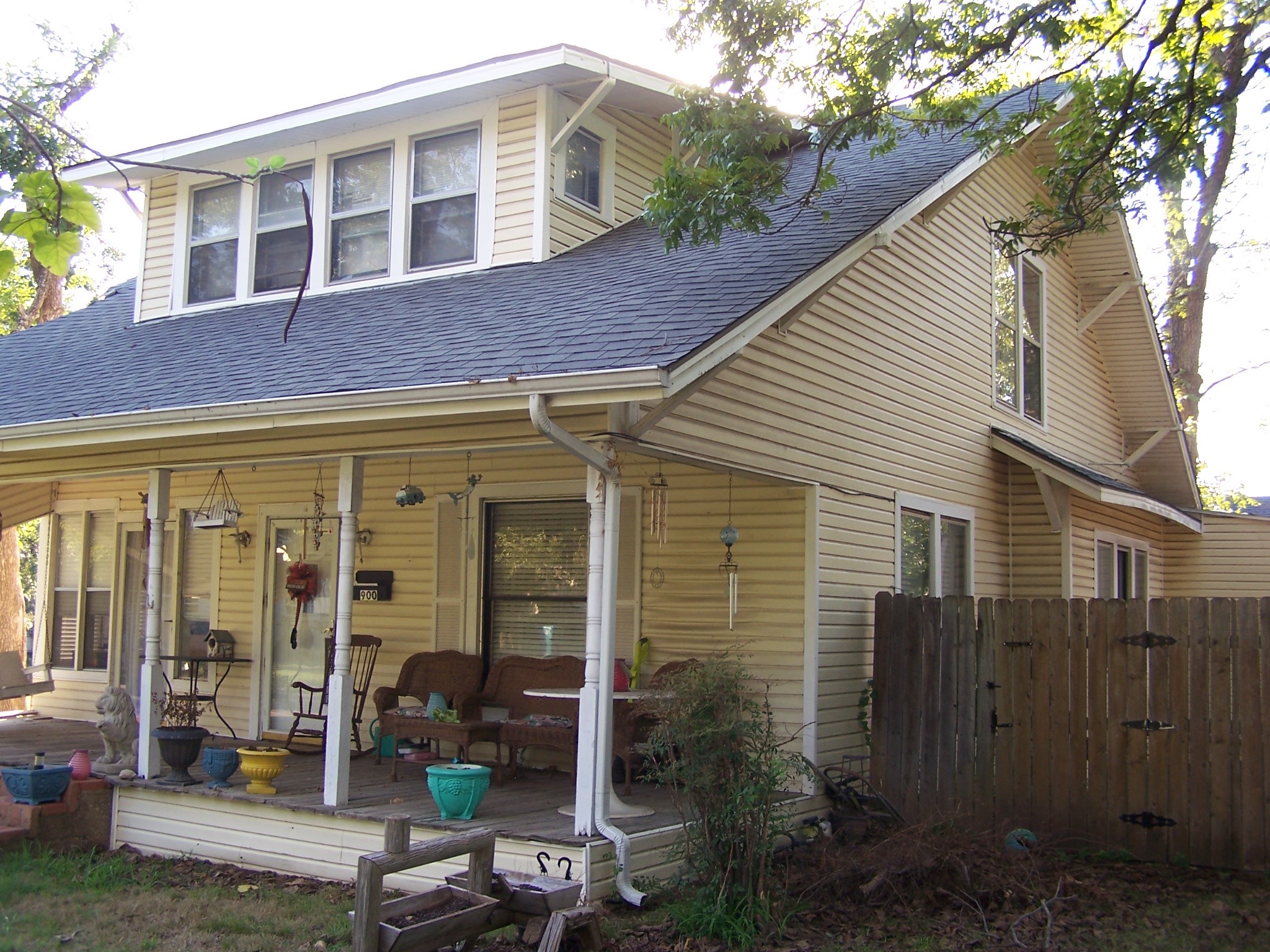 900 W Washington Street — photo