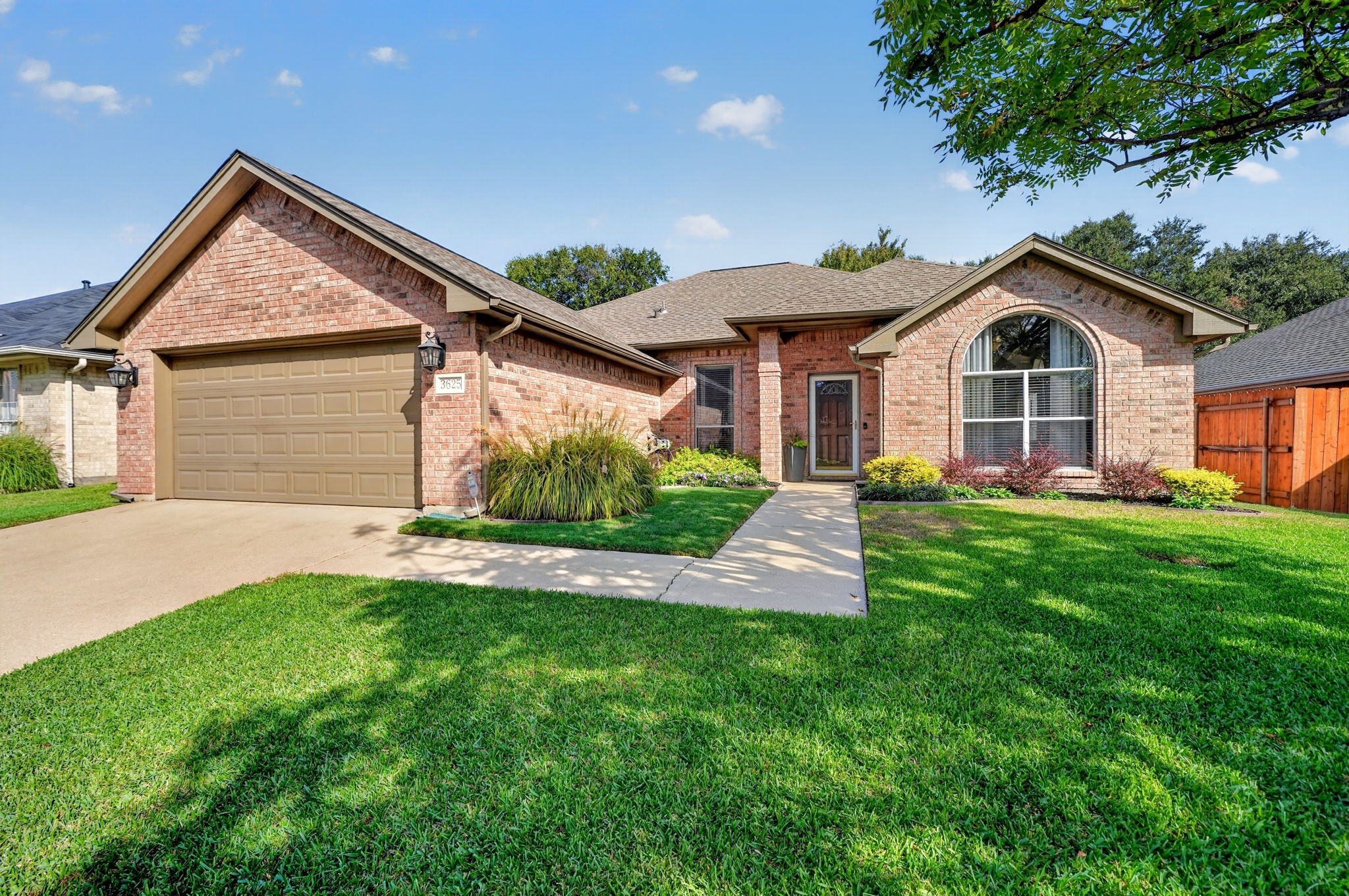3625 Kodiak Court — photo