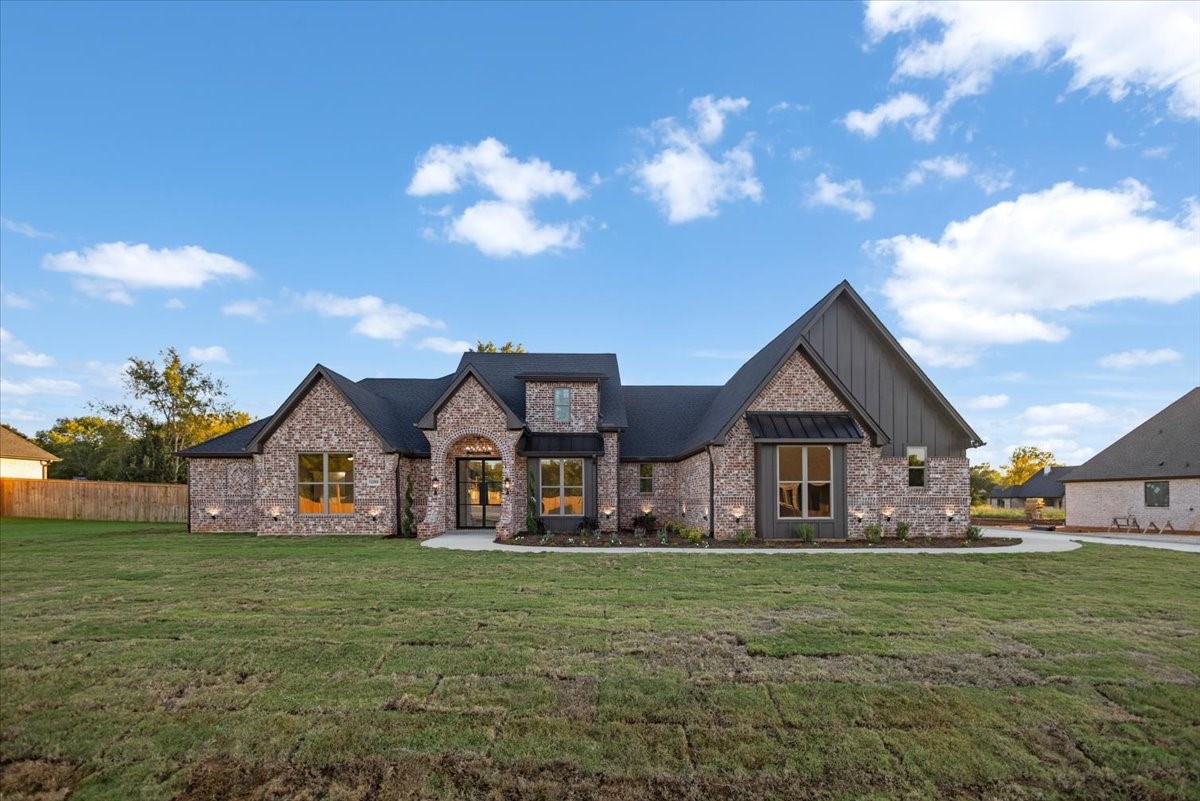 12289 Madison Crossing — photo