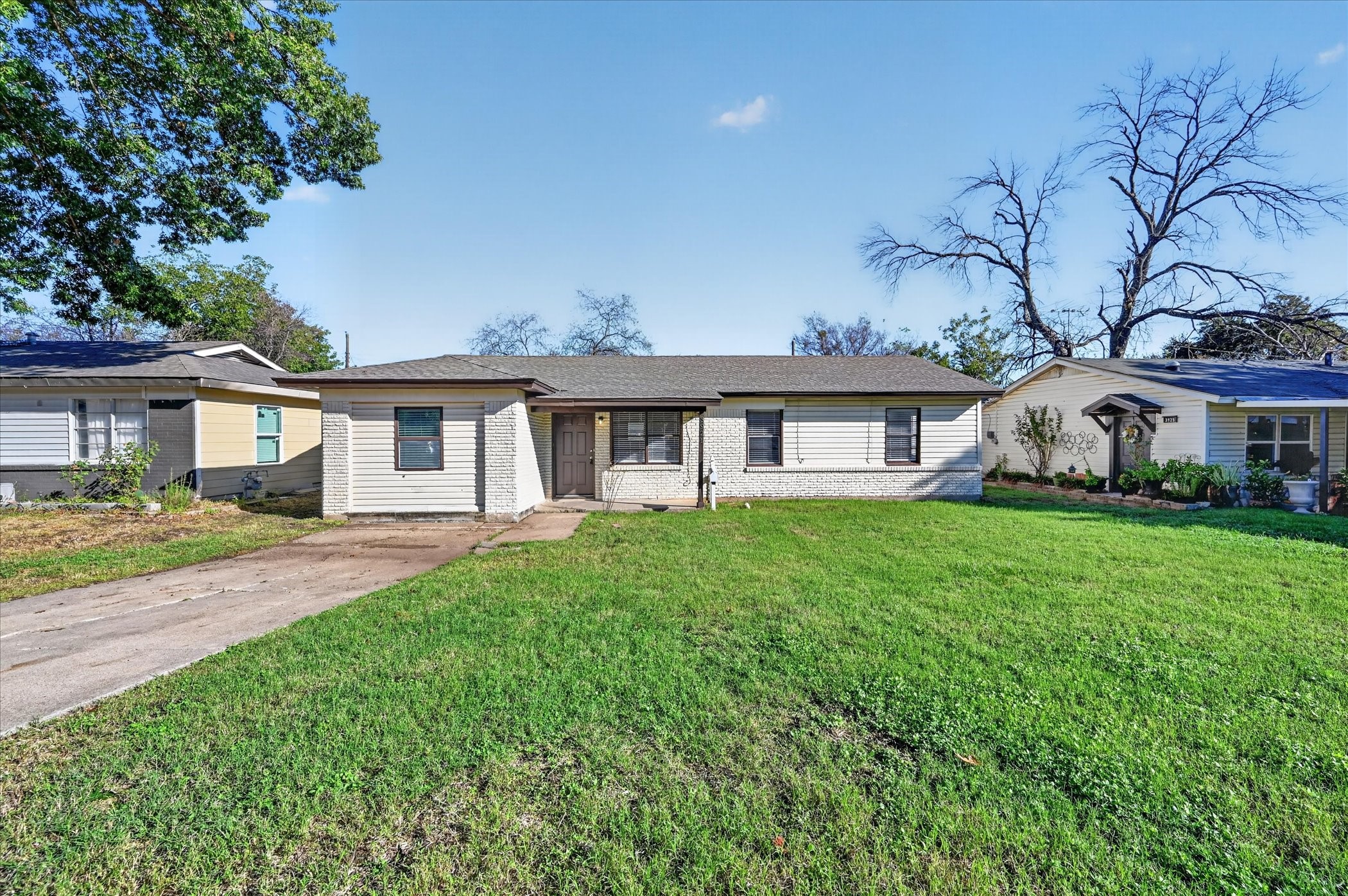 3921 Dana Drive — photo