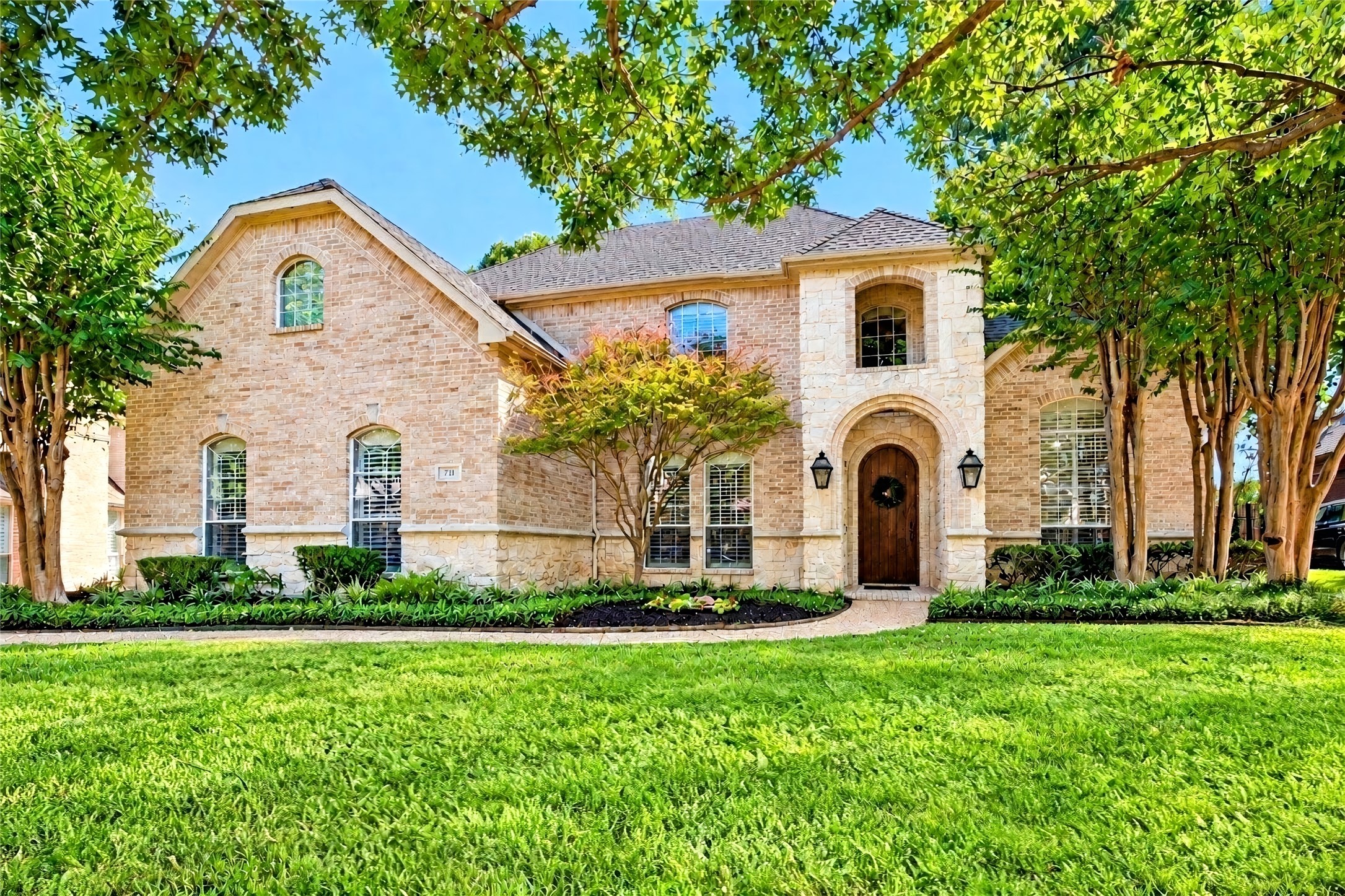 711 Wyndsor Creek Drive — photo