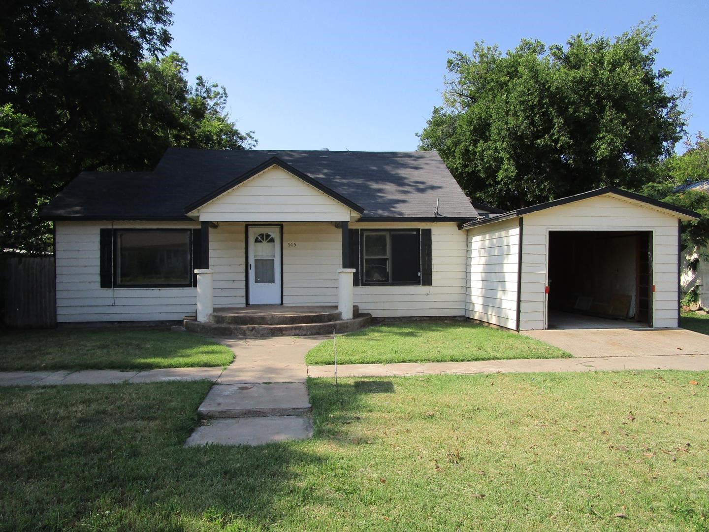 515 W McLain Street — photo
