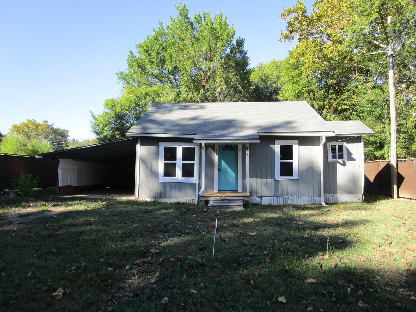 126 NW Beck Street — photo