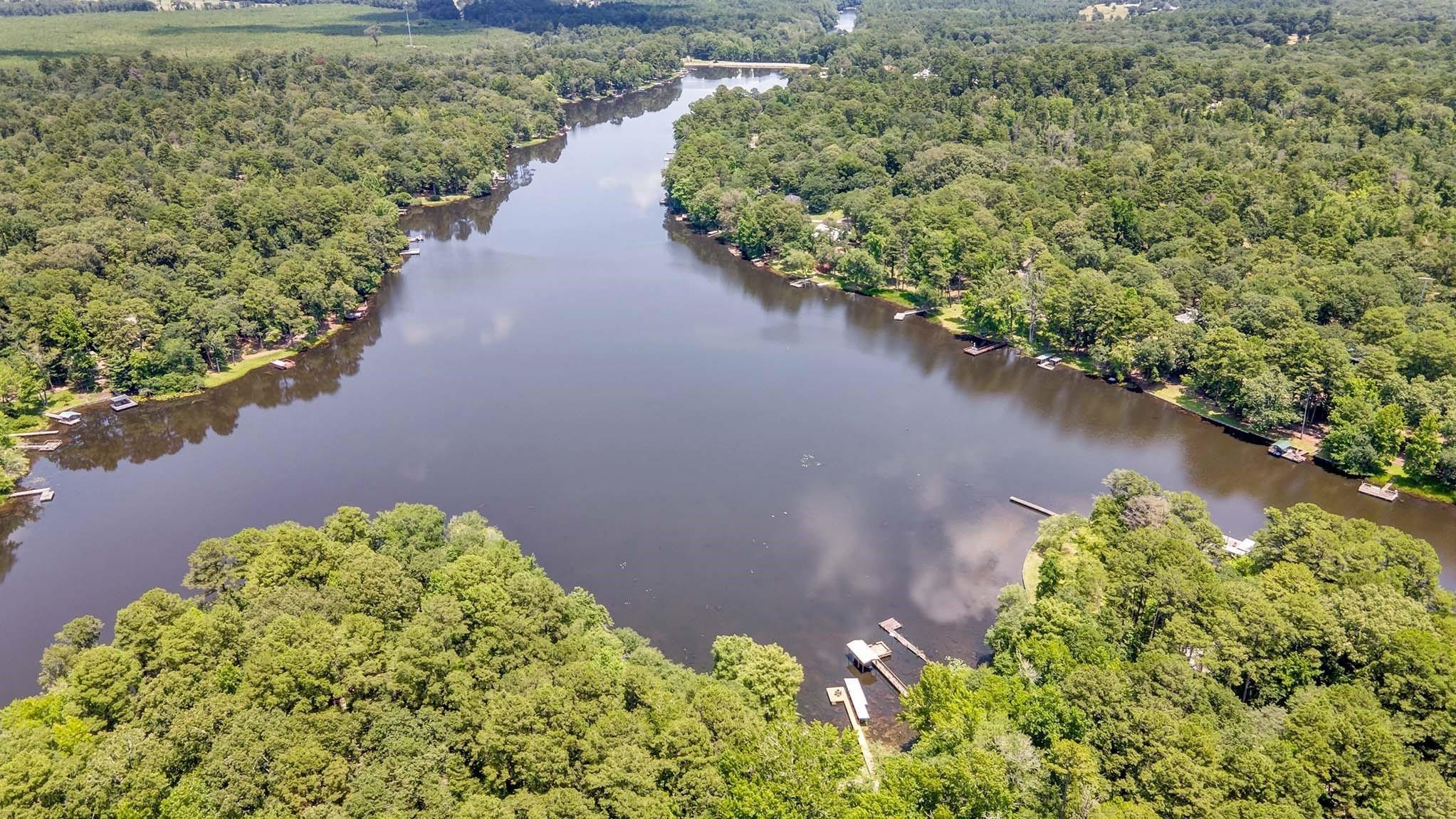 517 Private Road 7908 — photo
