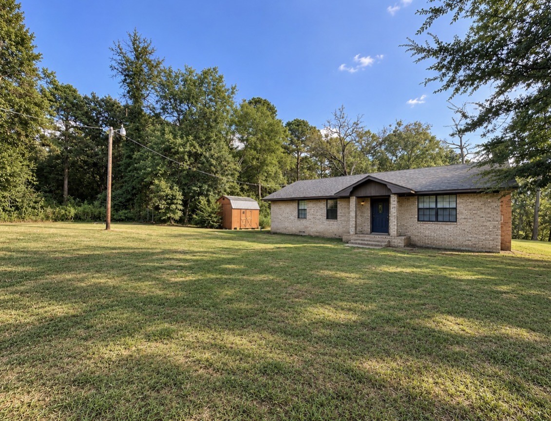 879 County Road 1745 — photo