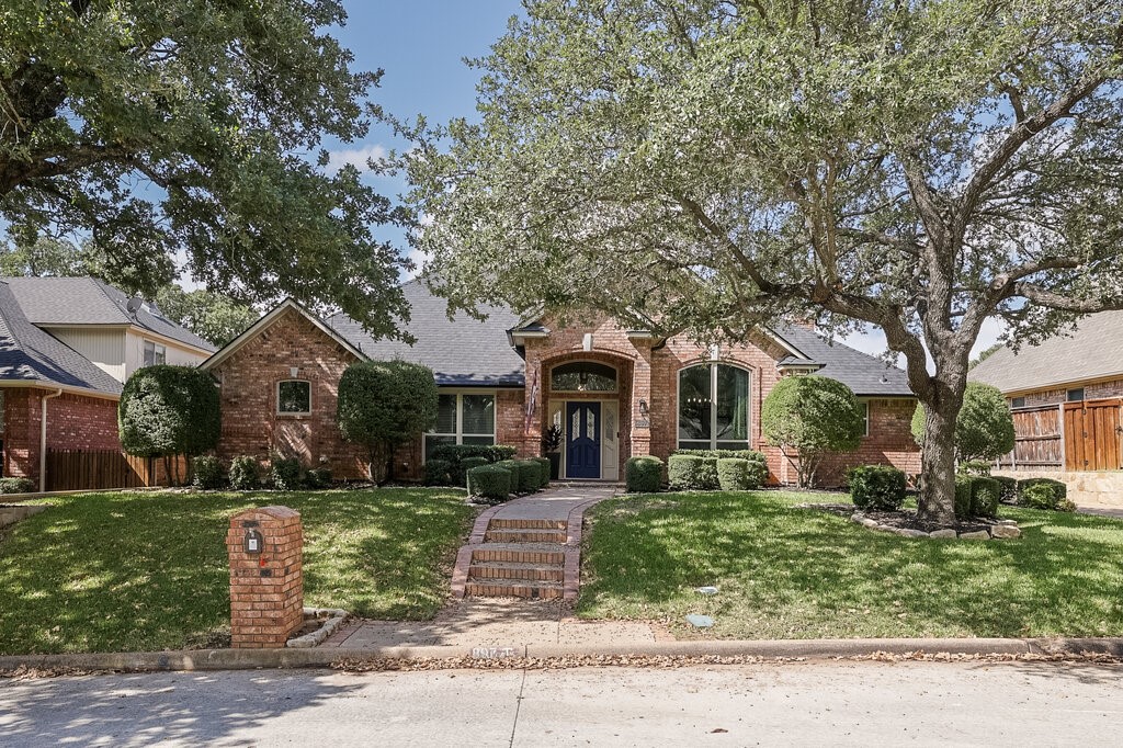 807 Muirfield Drive — photo