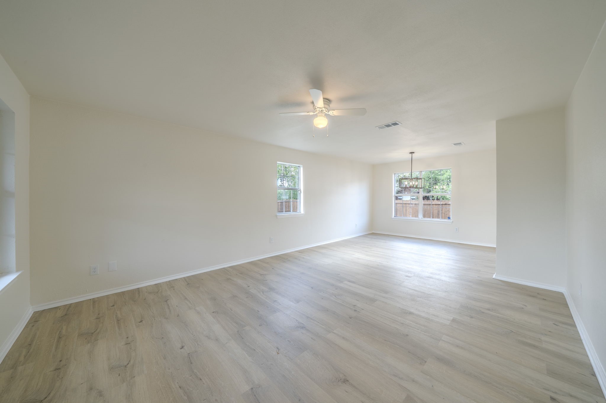 205 Chappell Street, Terrell, TX 75160 — photo 3