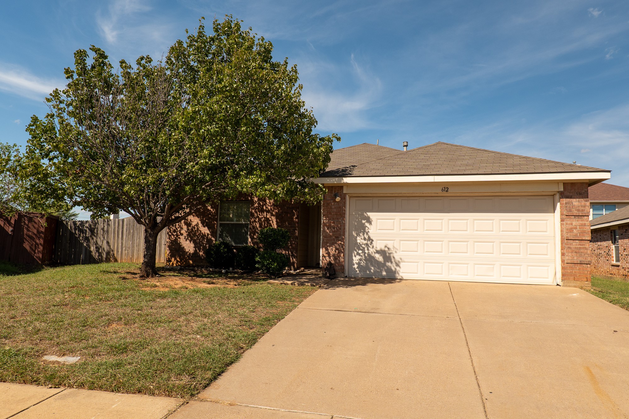 612 Pineview Lane — photo